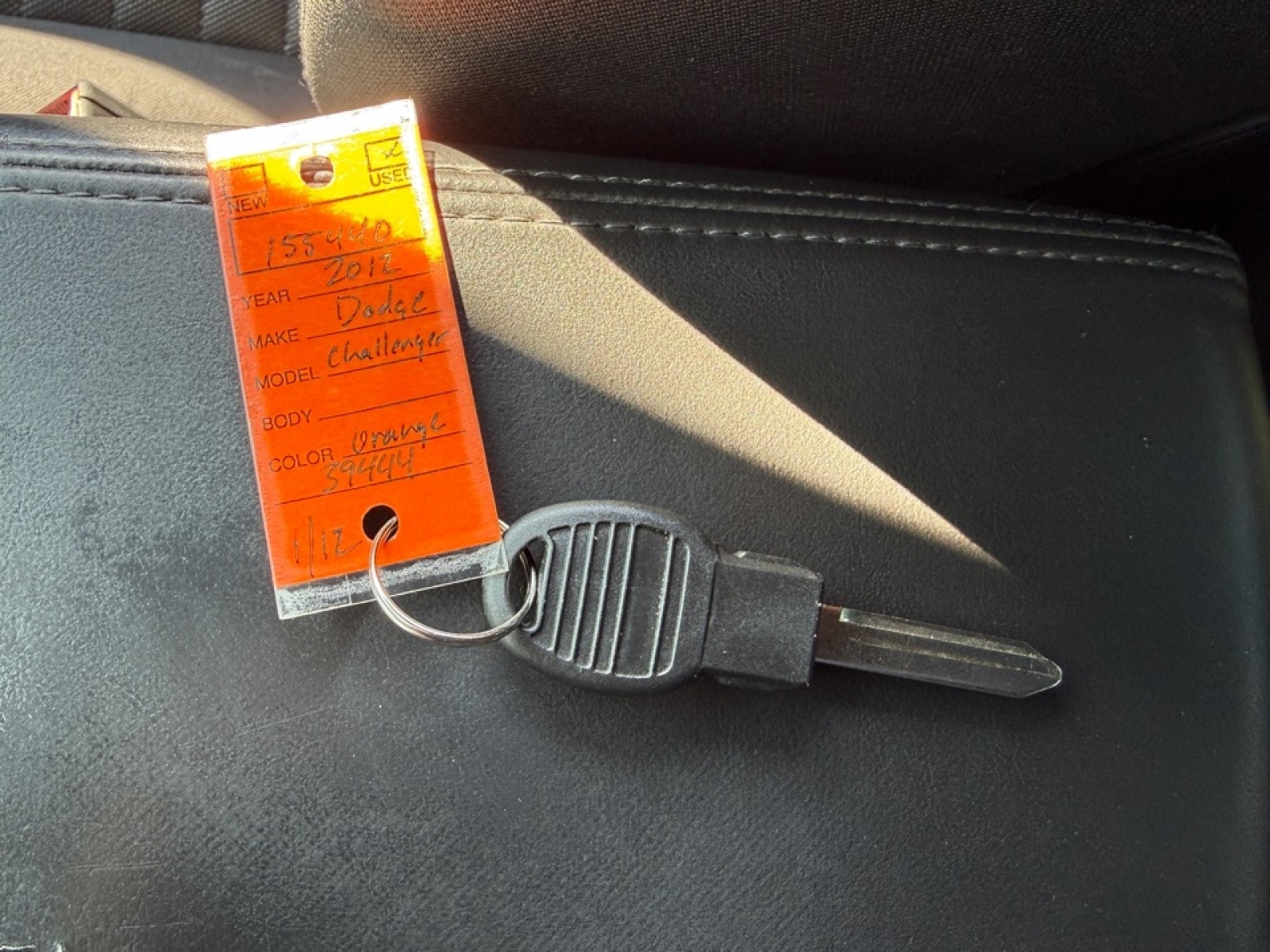 2012 Dodge Challenger R/T, 39444, Photo