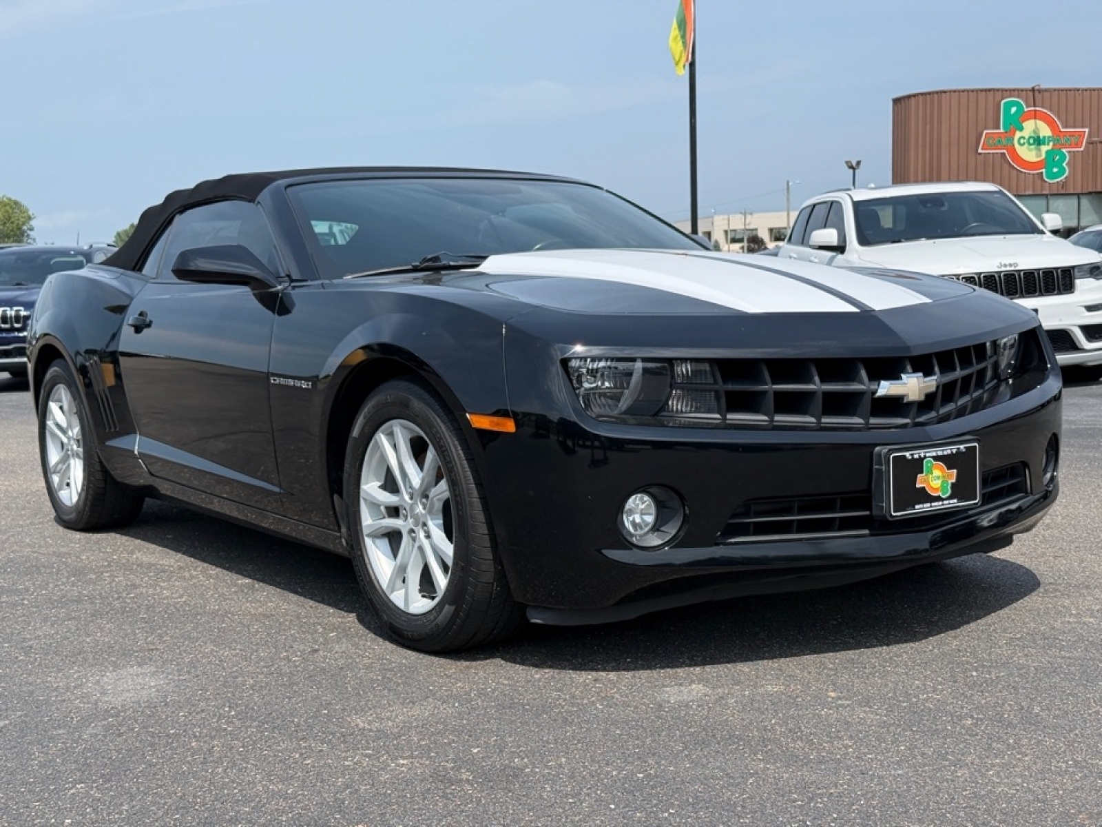 2013 Chevrolet Camaro 1LT photo 2