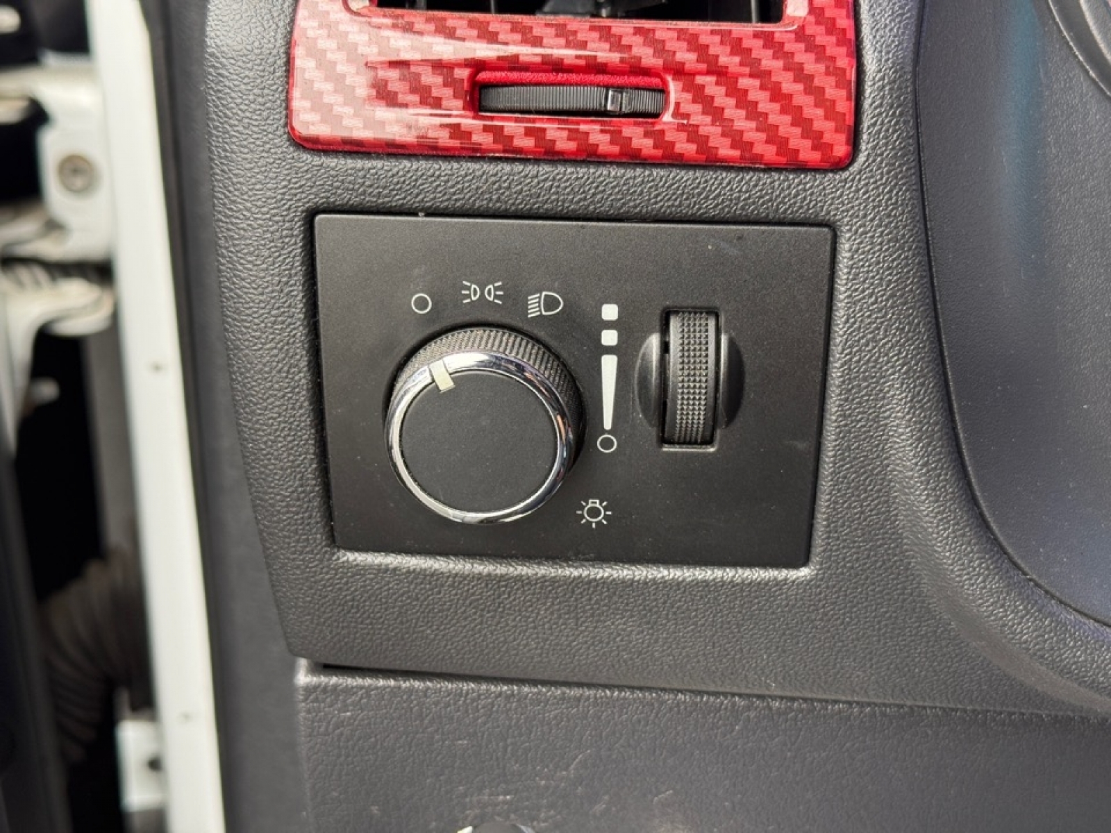 2013 Dodge Challenger SXT, 39112B, Photo