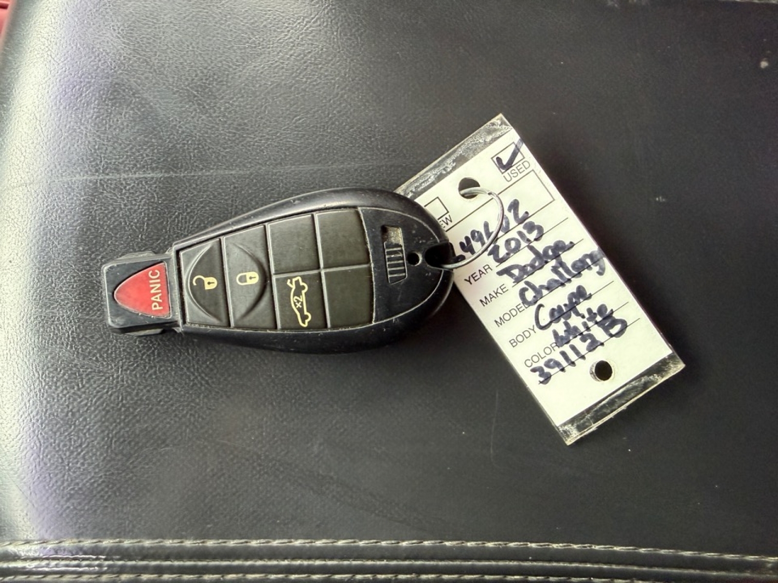 2013 Dodge Challenger SXT, 39112B, Photo