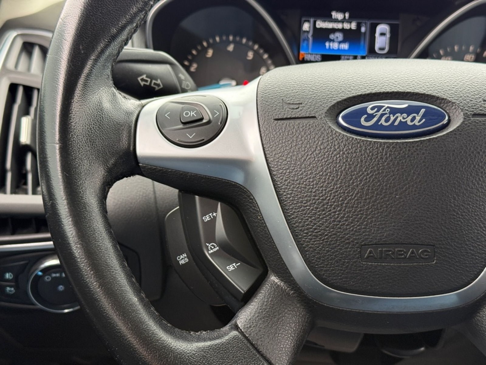 2013 Ford Focus Titanium, 38935X, Photo