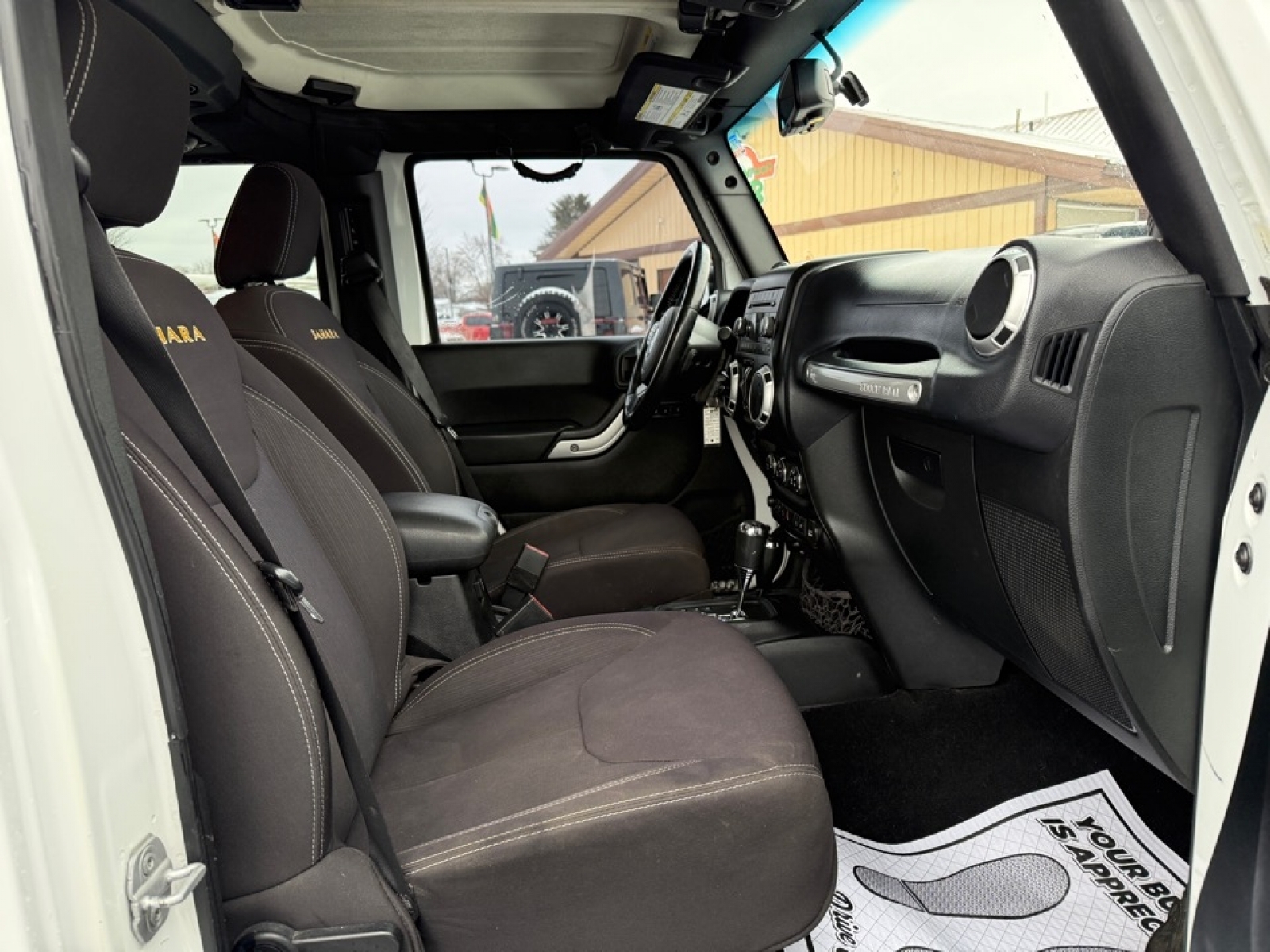 2013 Jeep Wrangler Unlimited Sahara, 38497A, Photo