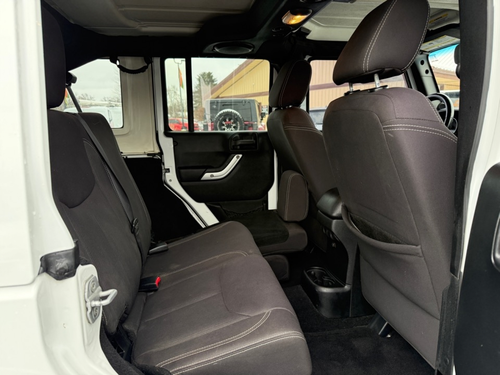 2013 Jeep Wrangler Unlimited Sahara, 38497A, Photo