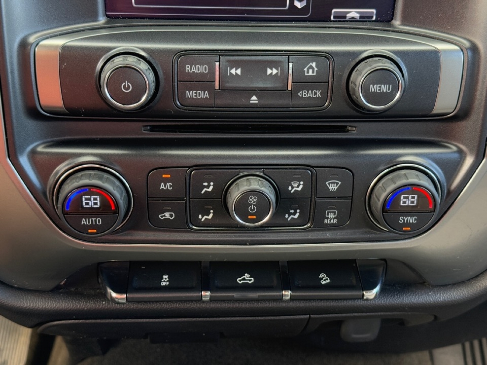 2014 Chevrolet Silverado 1500 2LT, 38929A, Photo