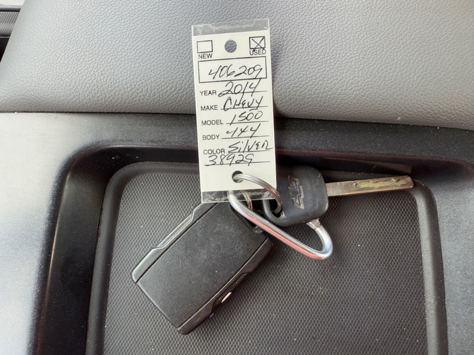 2014 Chevrolet Silverado 1500 2LT, 38929A, Photo