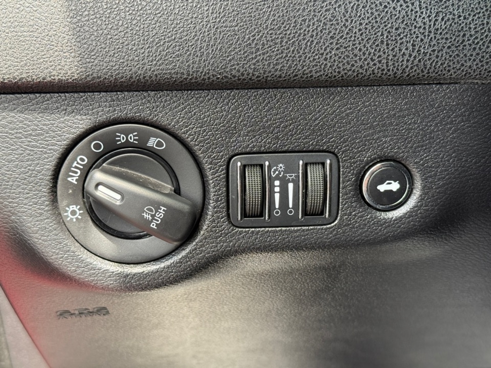 2014 Chrysler 300 300S, 39862, Photo