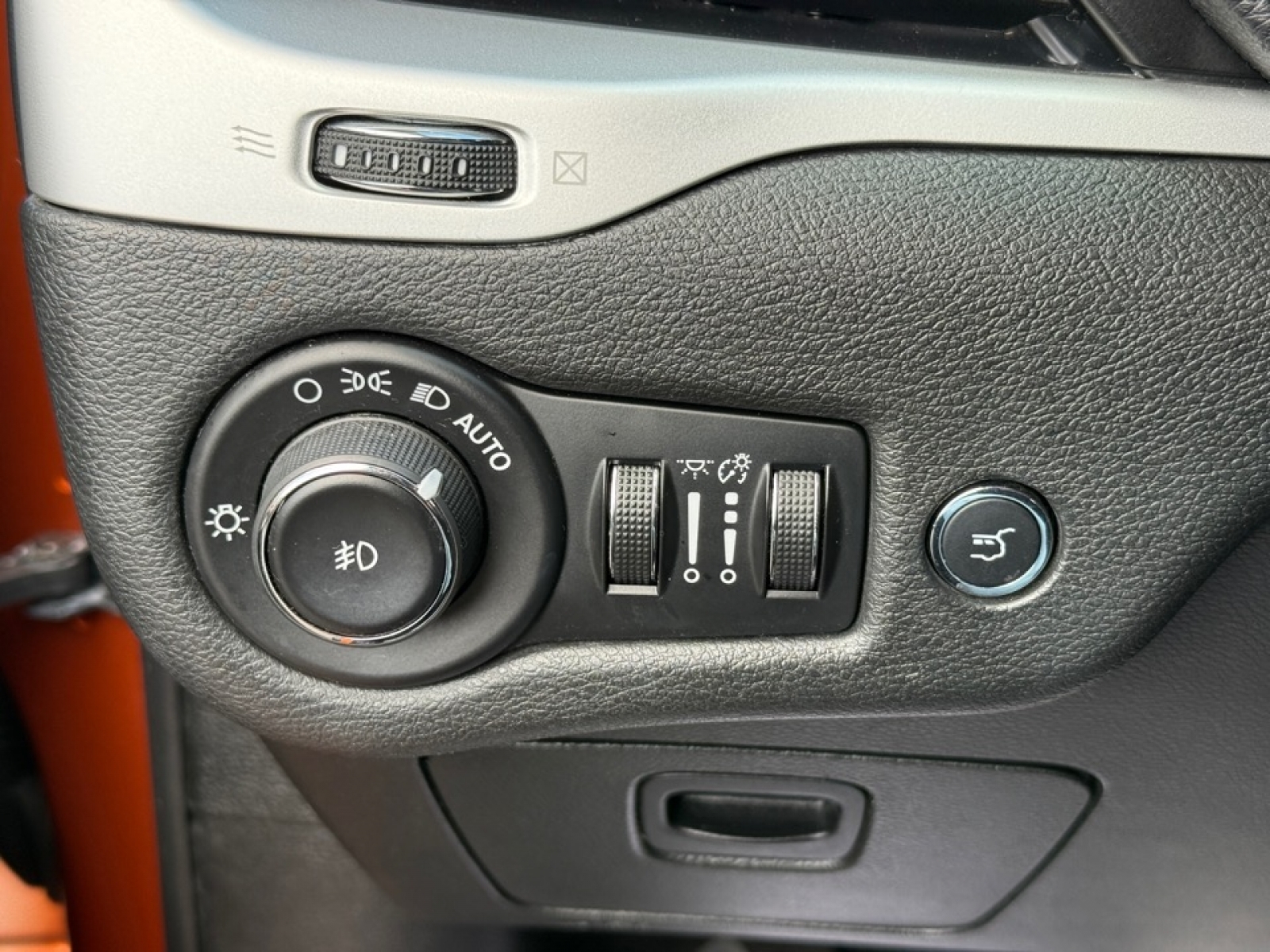 2014 Jeep Cherokee Trailhawk, 39710, Photo