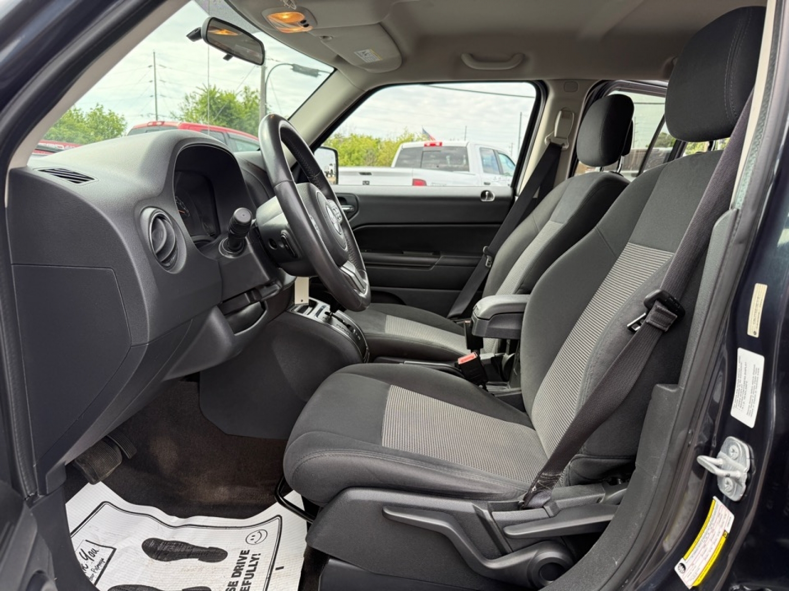 2014 Jeep Patriot Latitude, 38767, Photo