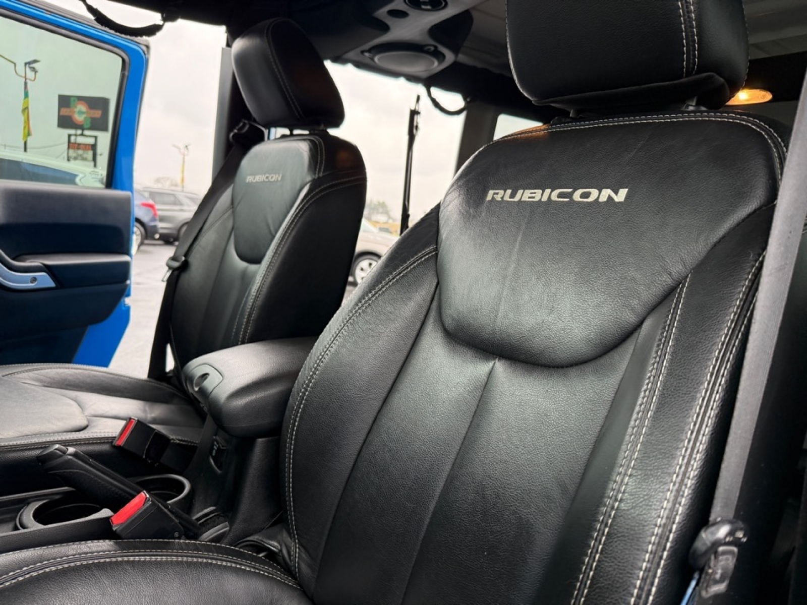 2014 Jeep Wrangler Unlimited Rubicon, 39104, Photo