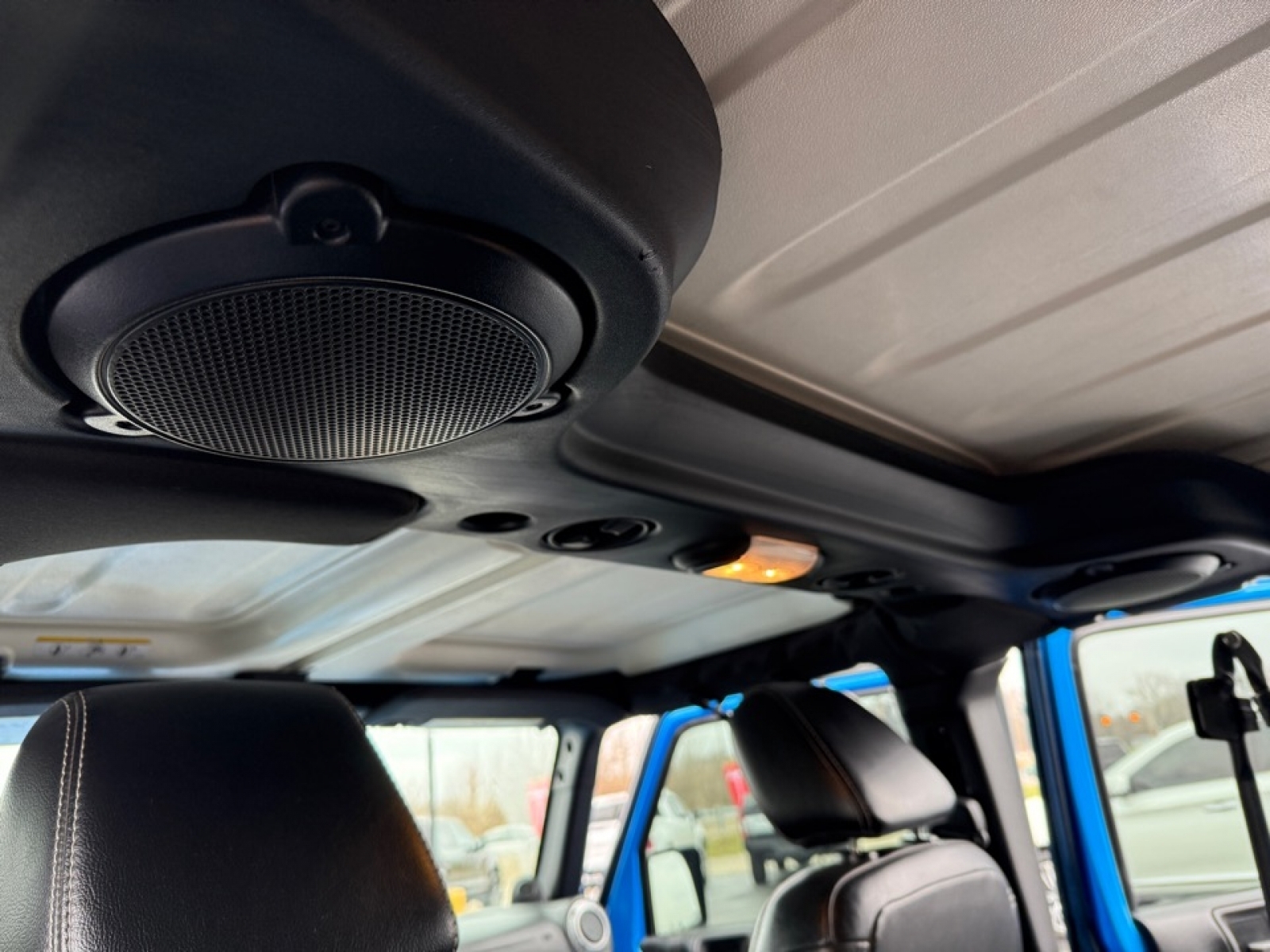 2014 Jeep Wrangler Unlimited Rubicon, 39104, Photo