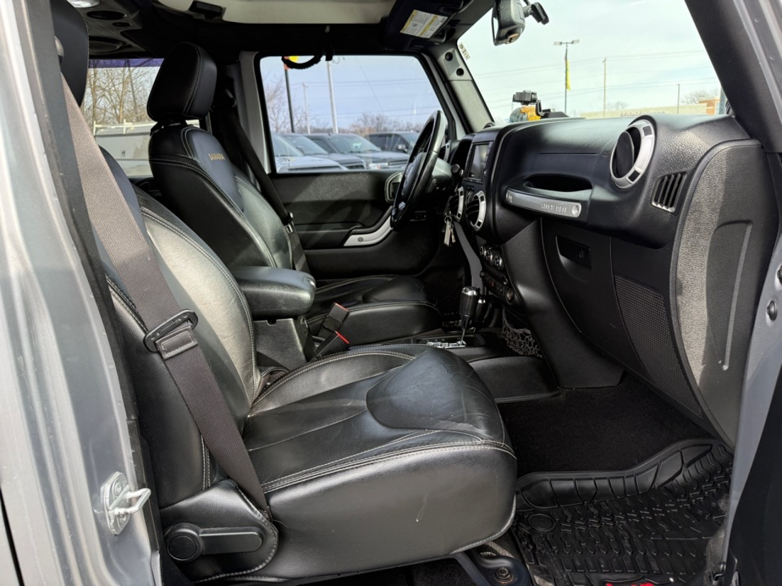 2014 Jeep Wrangler Unlimited Sahara, 39117A, Photo