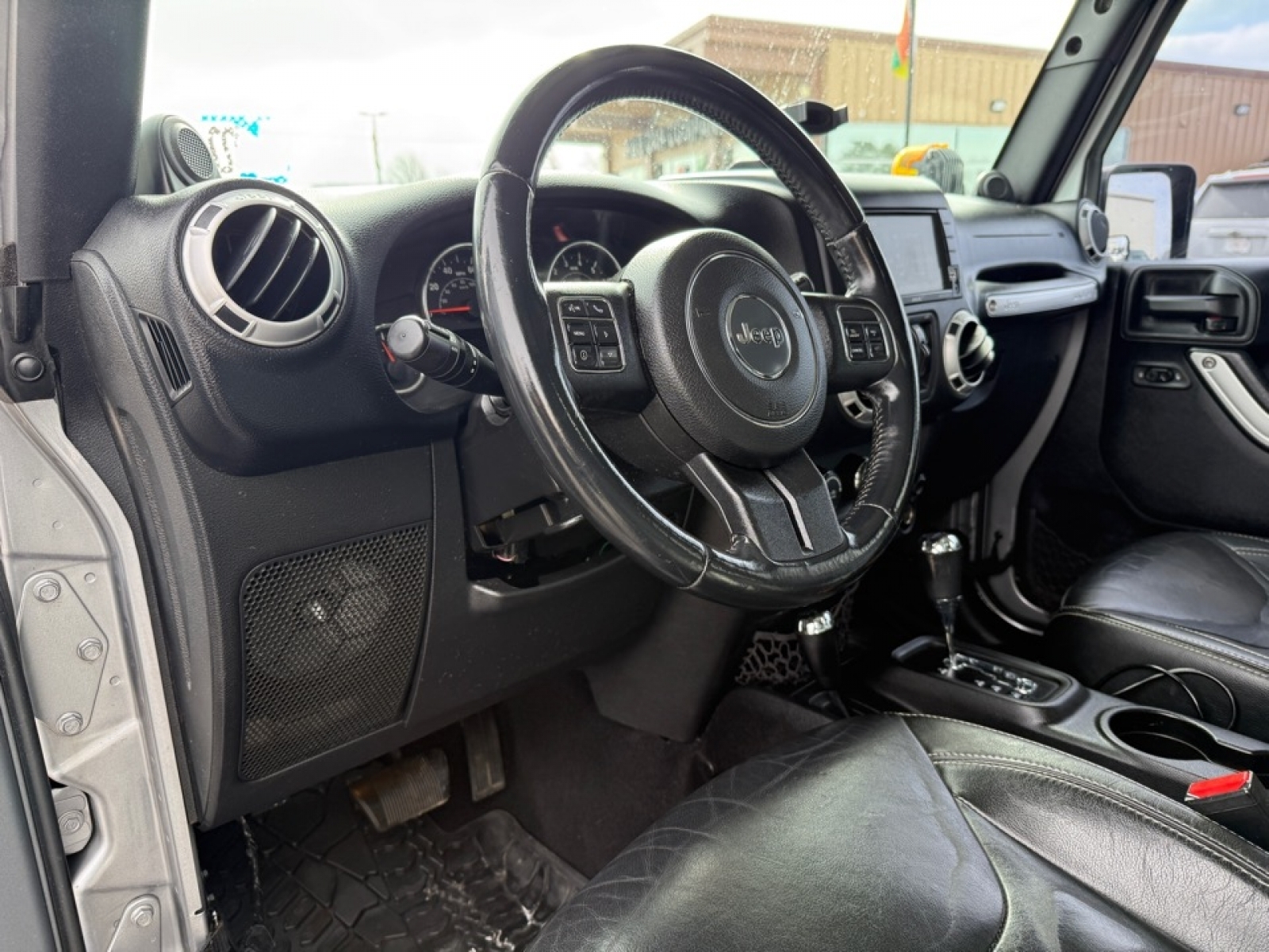 2014 Jeep Wrangler Unlimited Sahara, 39117A, Photo