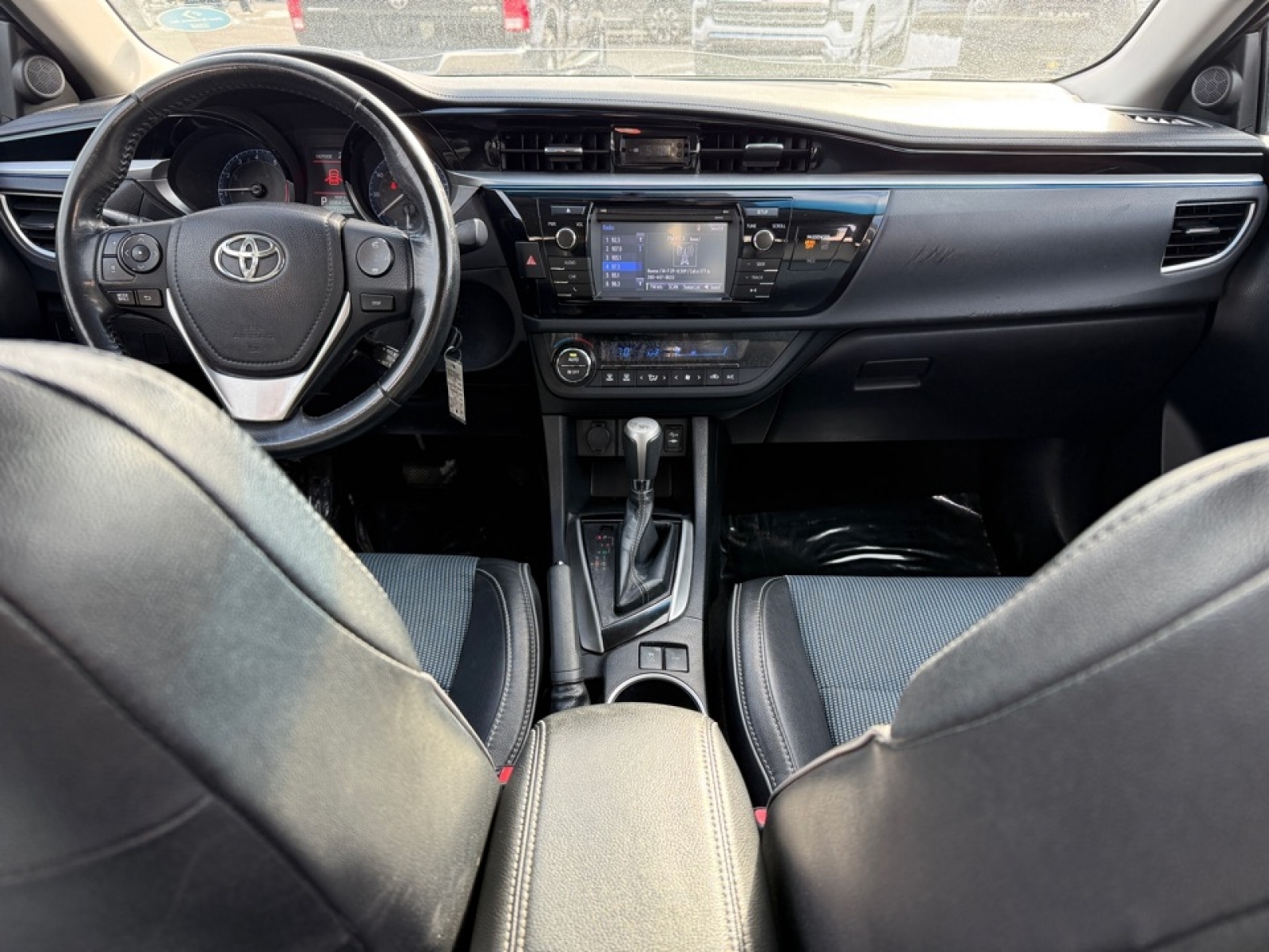 2014 Toyota Corolla S Plus, 39311A, Photo