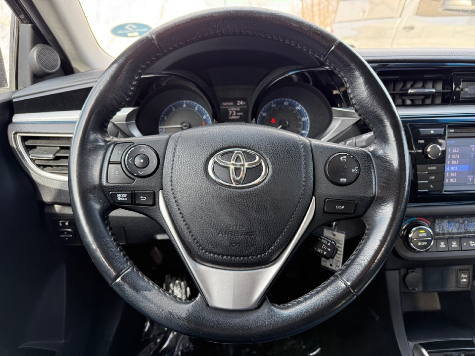 2014 Toyota Corolla S Plus, 39311A, Photo