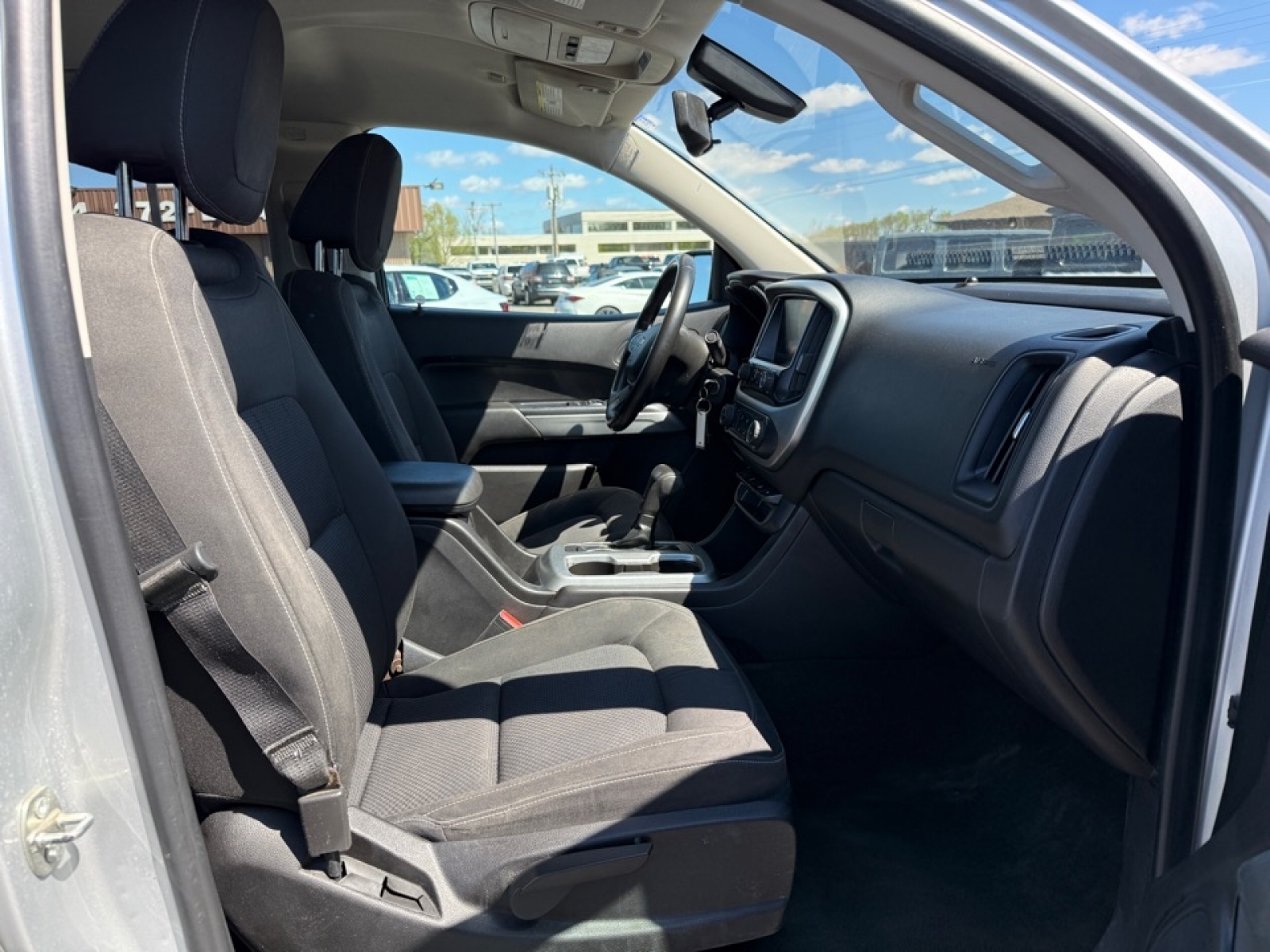 2015 Chevrolet Colorado LT, 39760, Photo