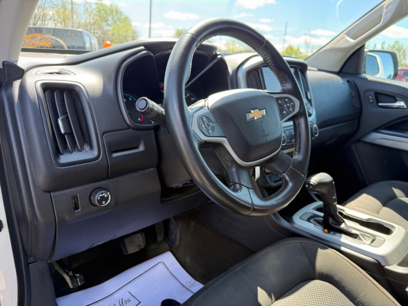 2015 Chevrolet Colorado LT, 39760, Photo