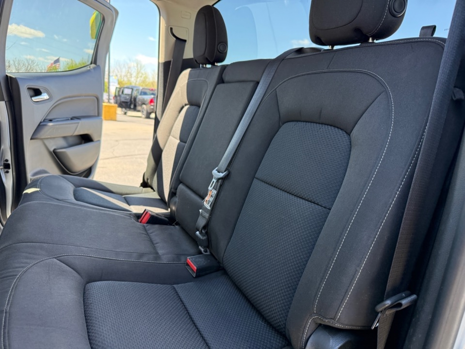 2015 Chevrolet Colorado LT, 39760, Photo