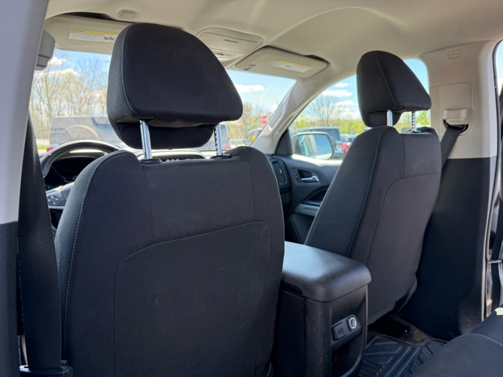 2015 Chevrolet Colorado LT, 39760, Photo