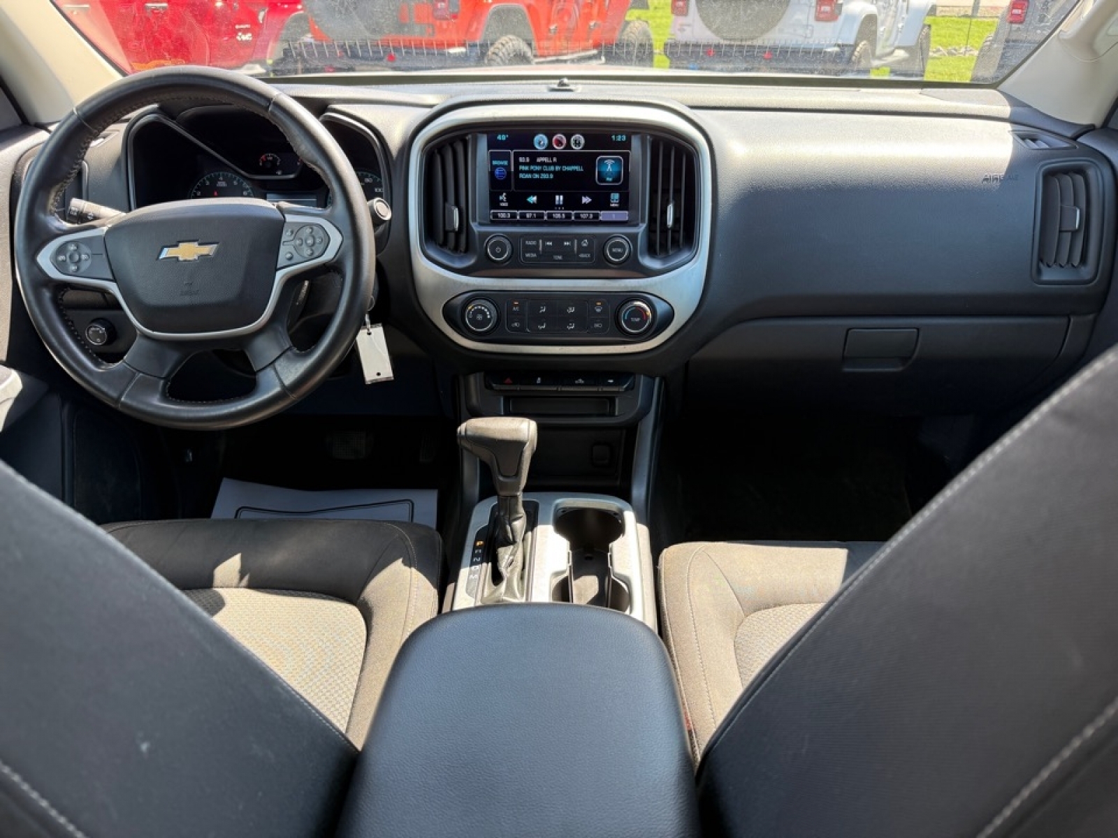 2015 Chevrolet Colorado LT, 39760, Photo