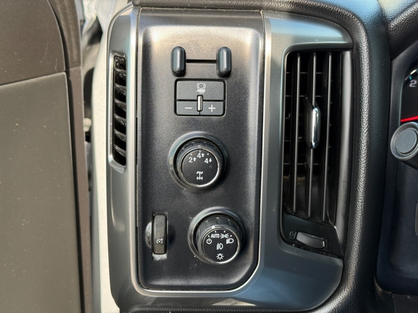 2015 Chevrolet Silverado 2500HD LT, 39416, Photo