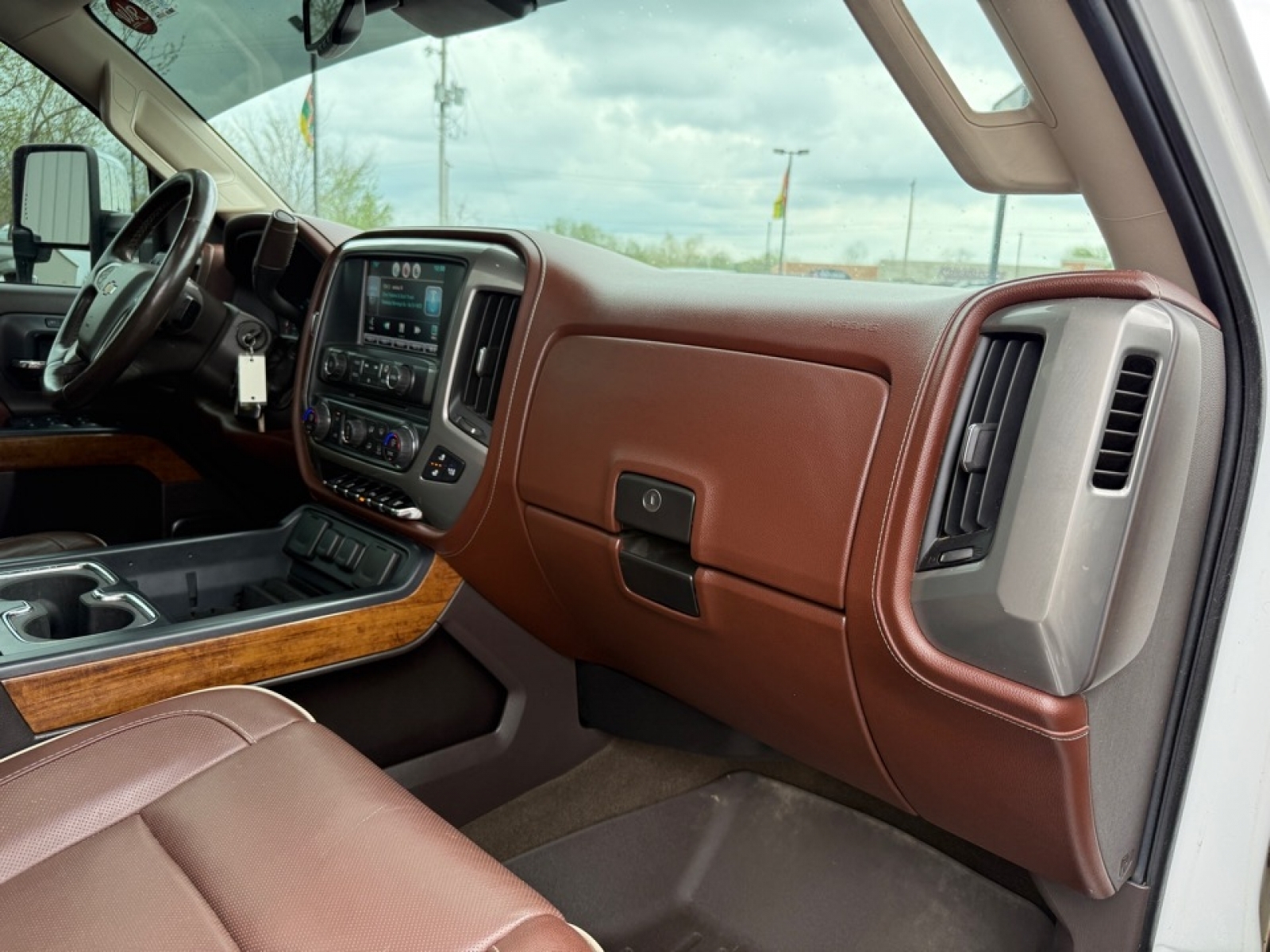 2015 Chevrolet Silverado 2500HD High Country, 39718, Photo