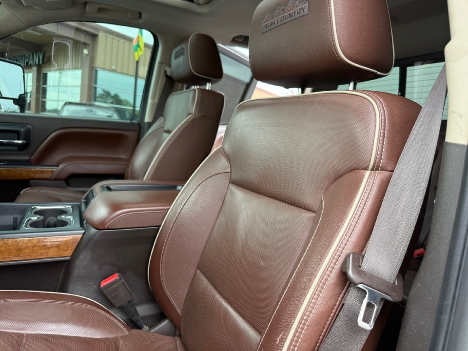 2015 Chevrolet Silverado 2500HD High Country, 39718, Photo