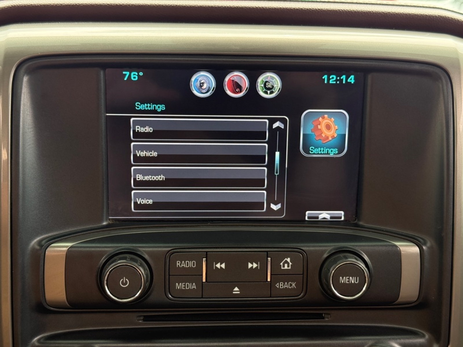 2015 Chevrolet Silverado 2500HD High Country, 39718, Photo