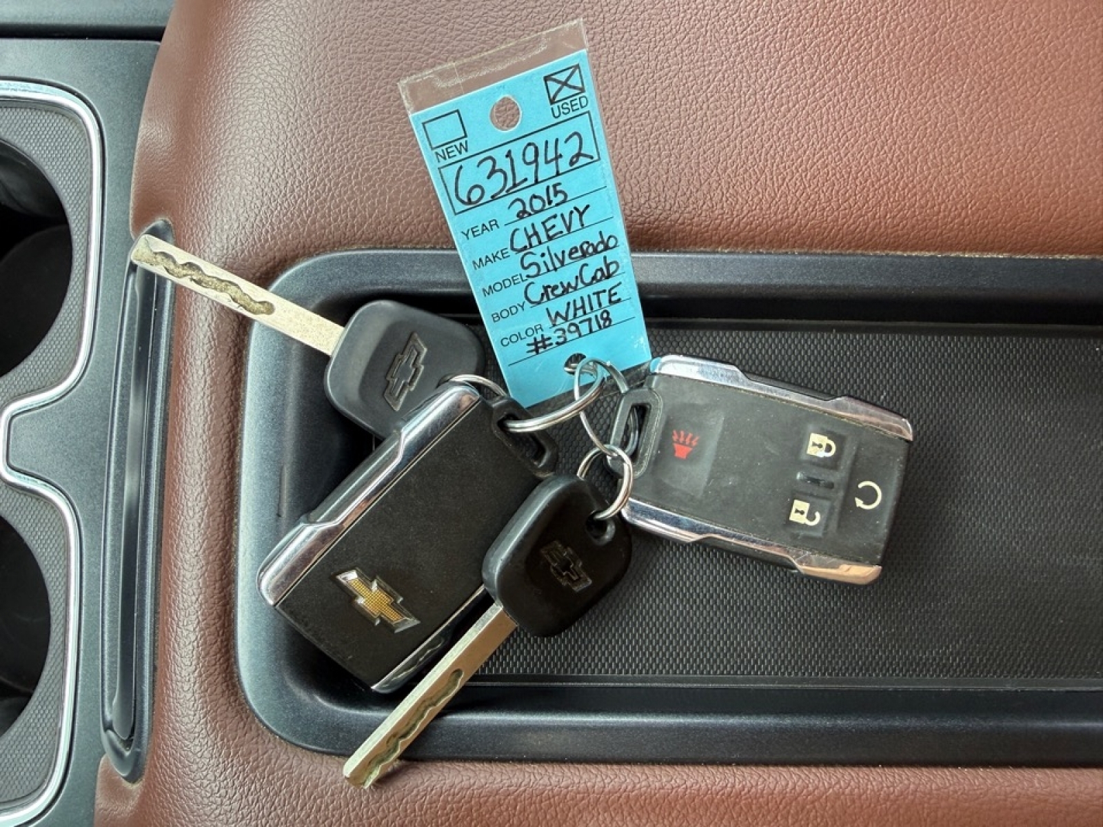 2015 Chevrolet Silverado 2500HD High Country, 39718, Photo