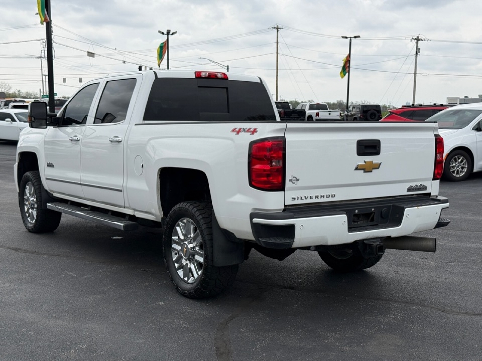 2015 Chevrolet Silverado 2500HD High Country, 39718, Photo