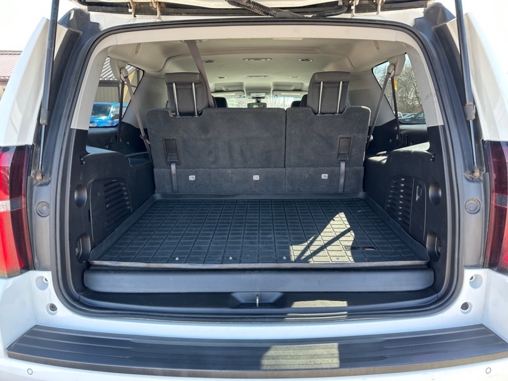 2015 Chevrolet Suburban LS, 39165A, Photo