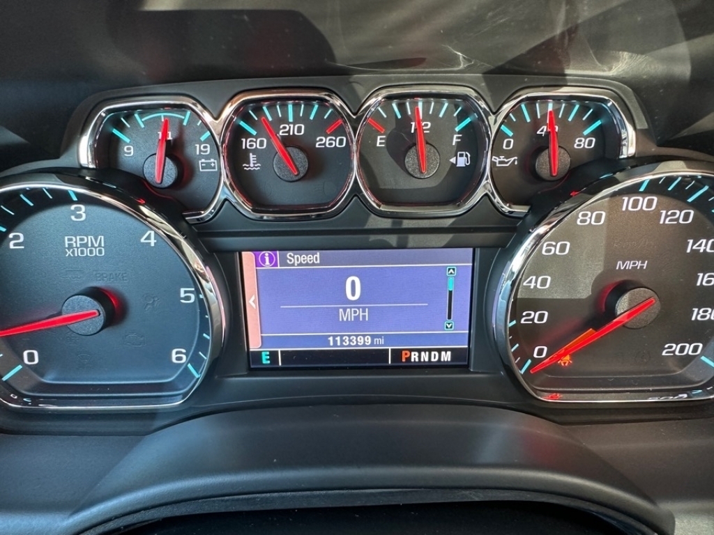 2015 Chevrolet Suburban LS, 39165A, Photo