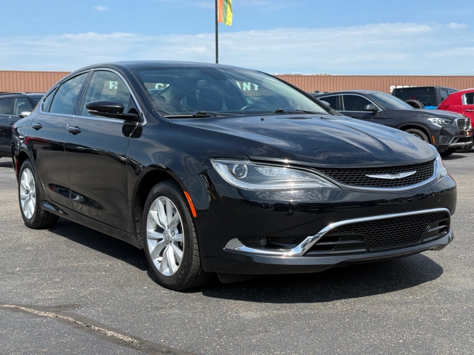 2015 Chrysler 200 C photo 2
