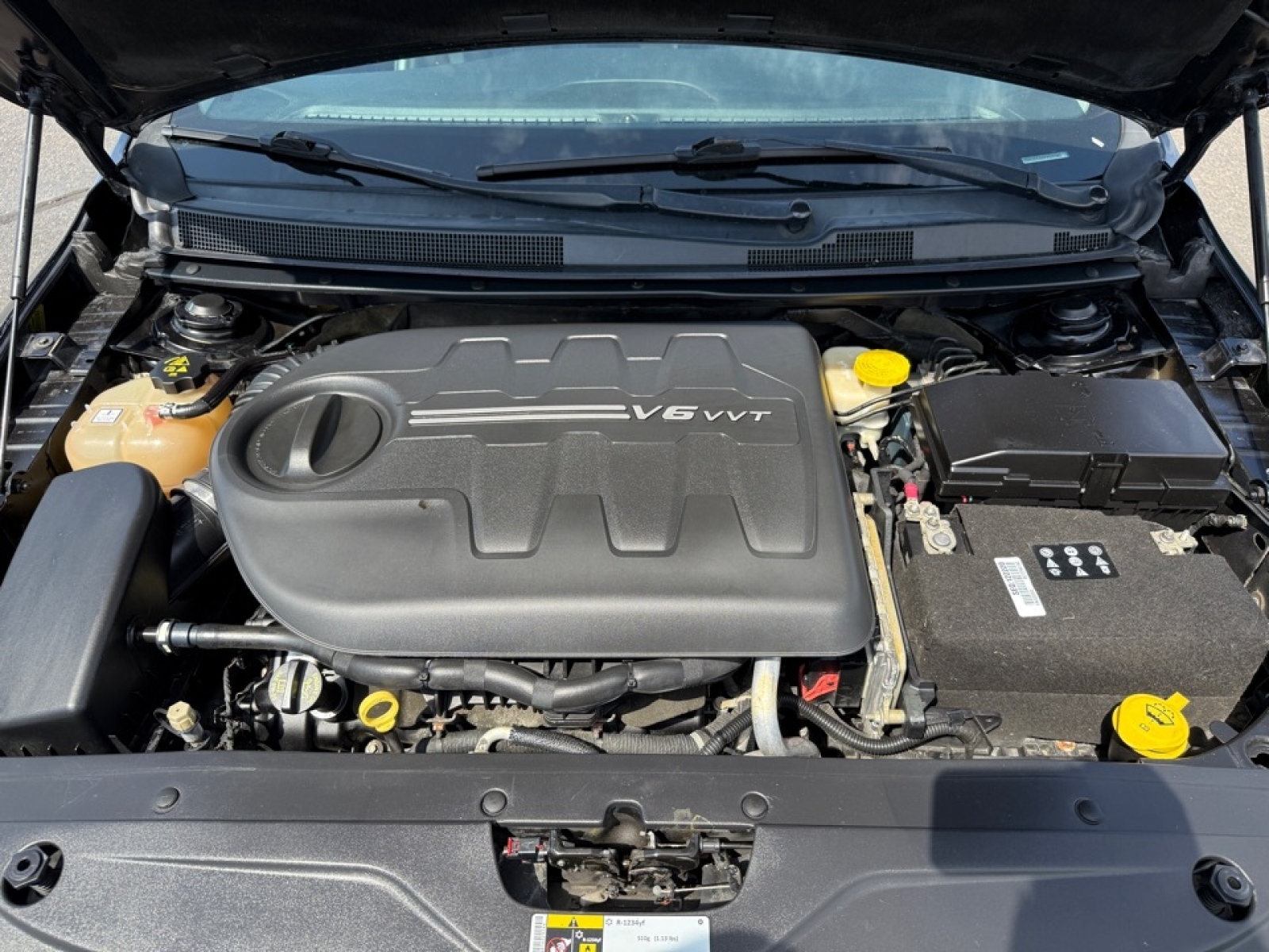 2015 Chrysler 200 C photo 23