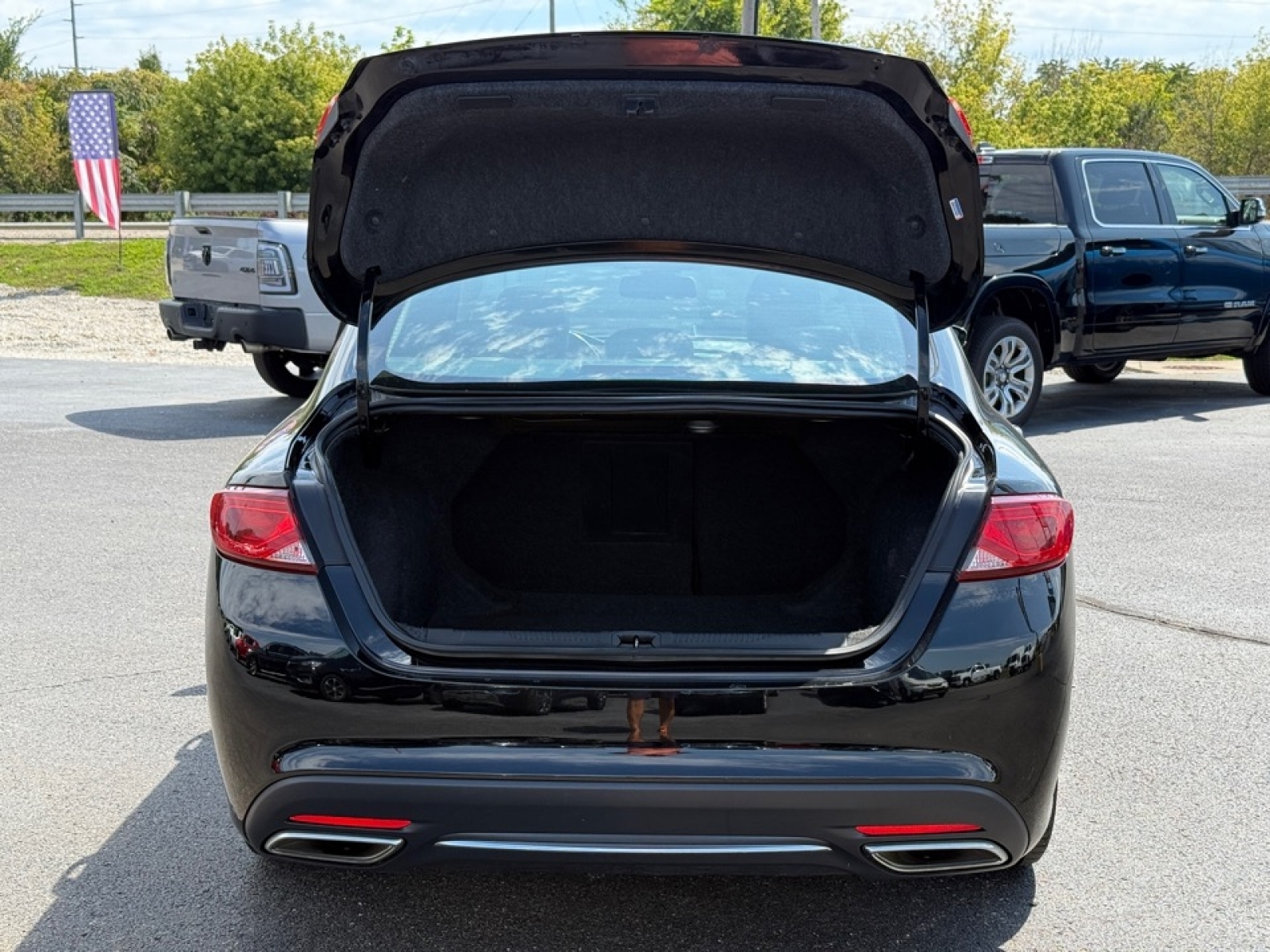 2015 Chrysler 200 C photo 24