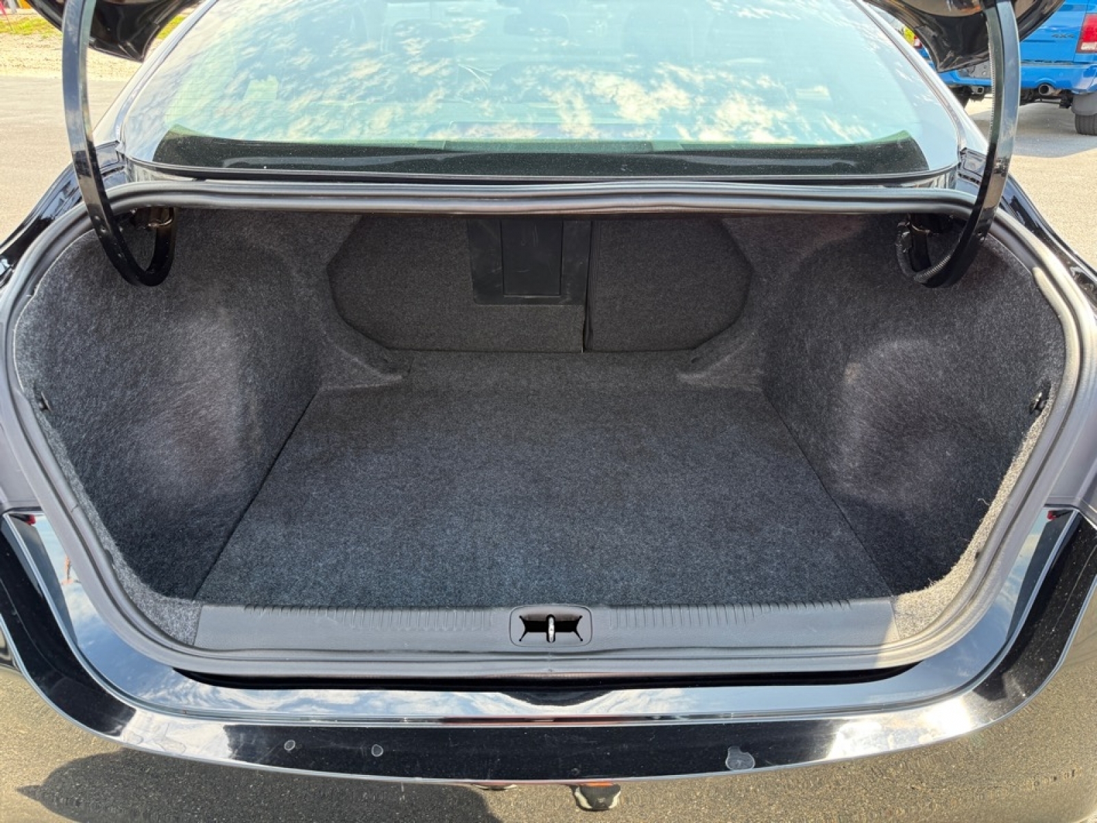 2015 Chrysler 200 C photo 25
