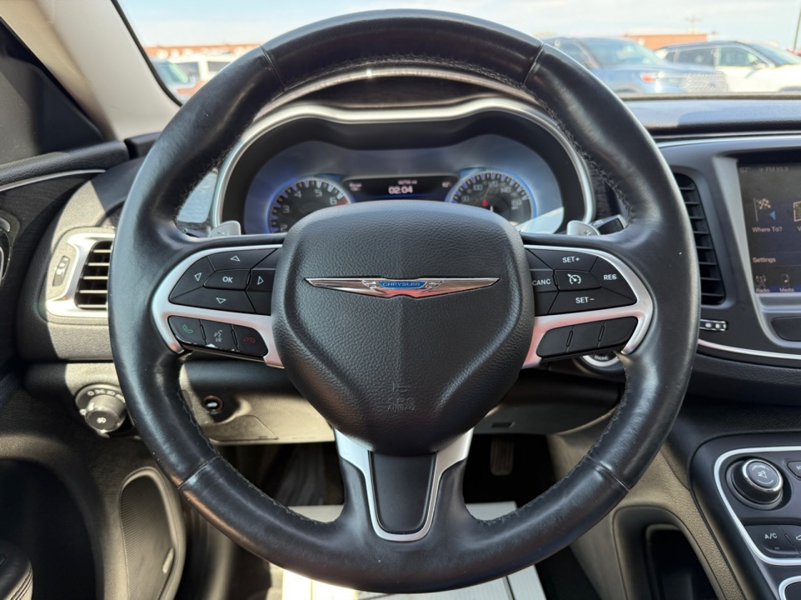 2015 Chrysler 200 C photo 27