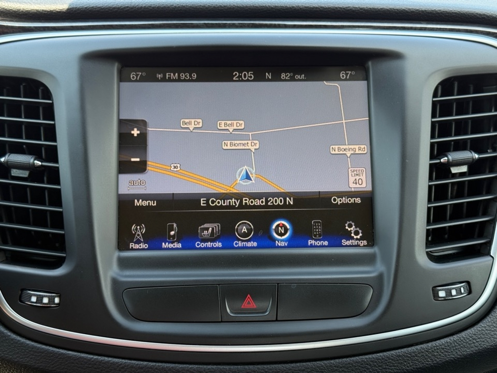 2015 Chrysler 200 C photo 33