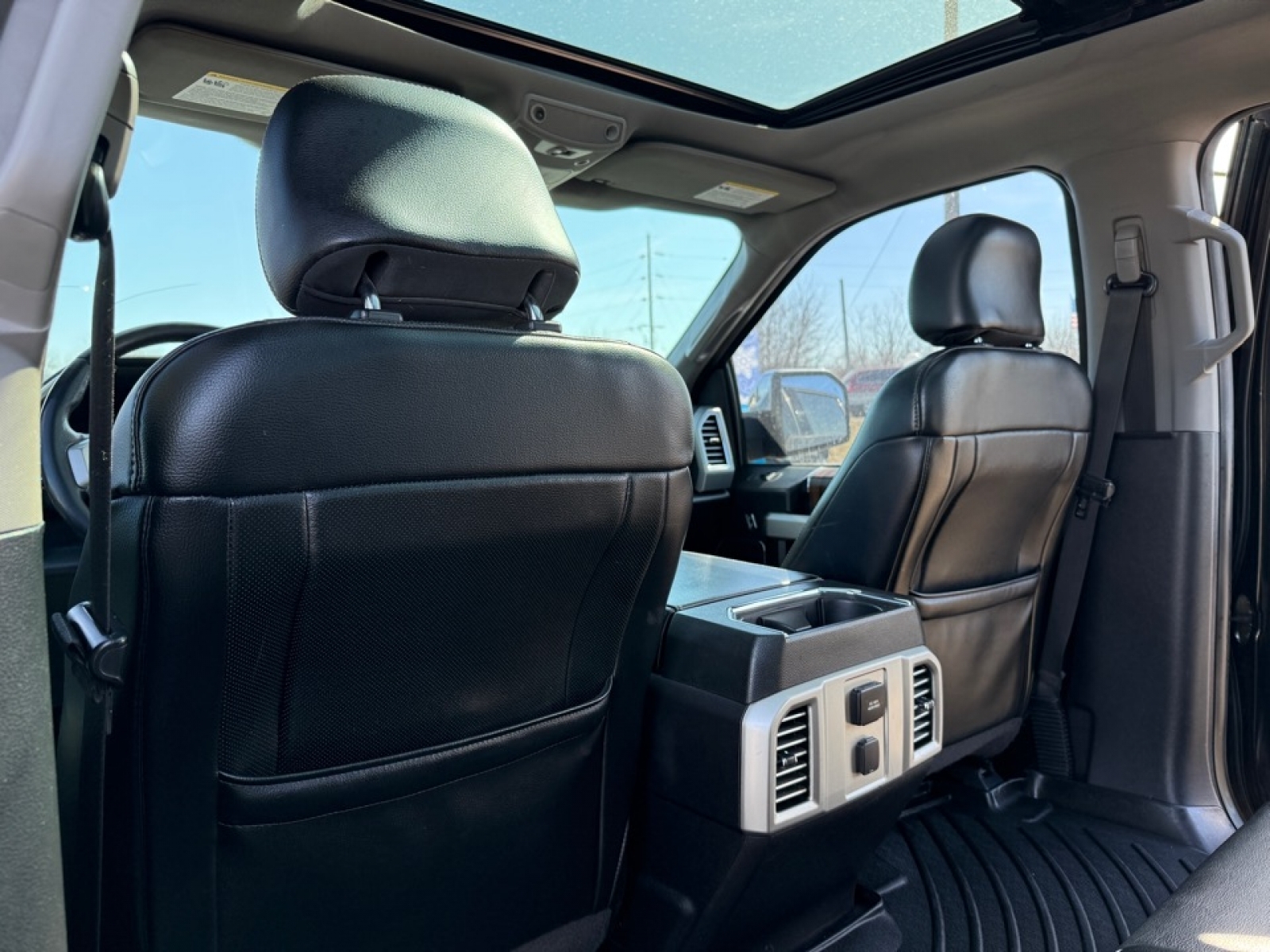 2015 Ford F-150 XLT, 39305A, Photo