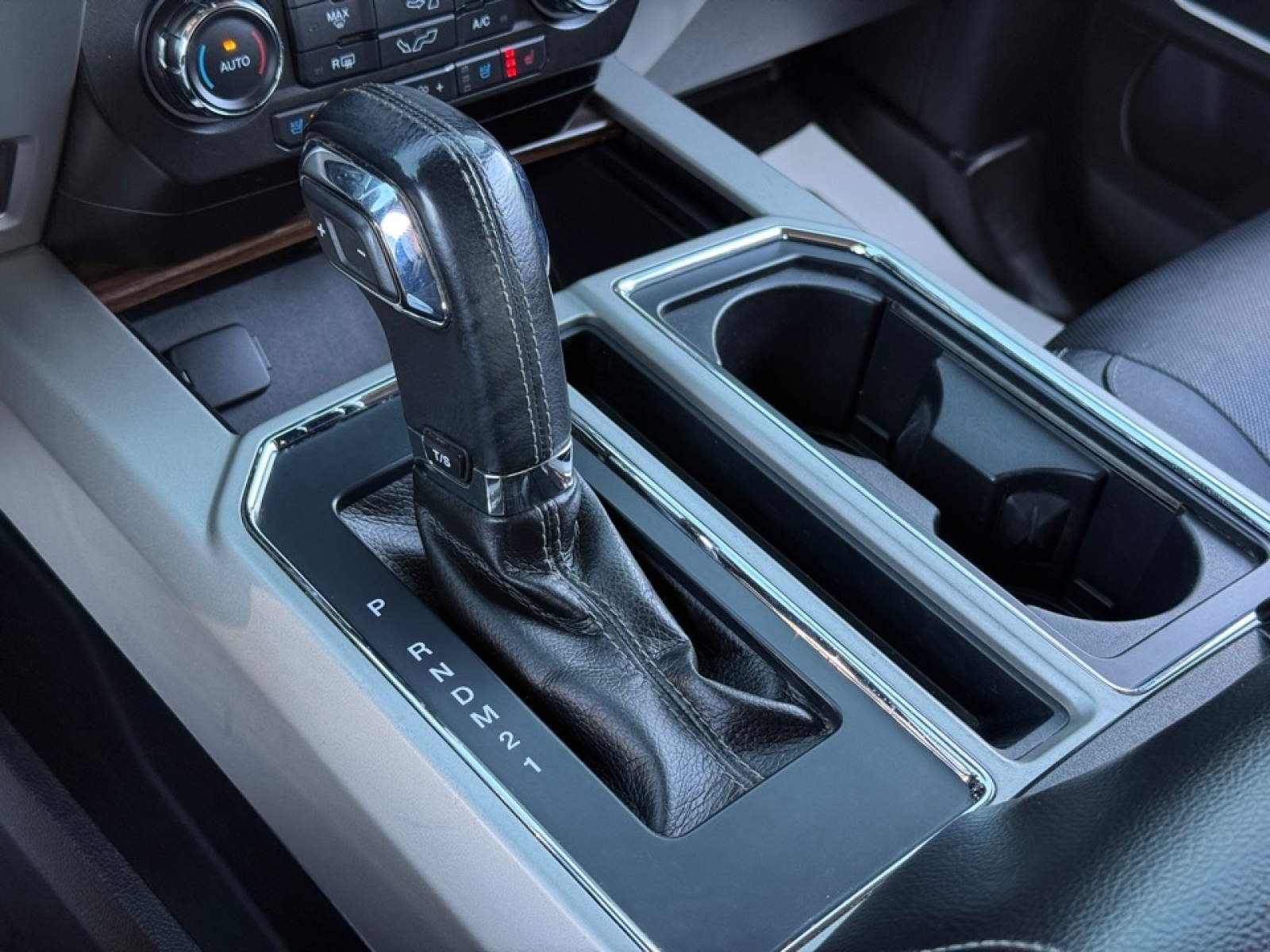 2015 Ford F-150 XLT, 39305A, Photo