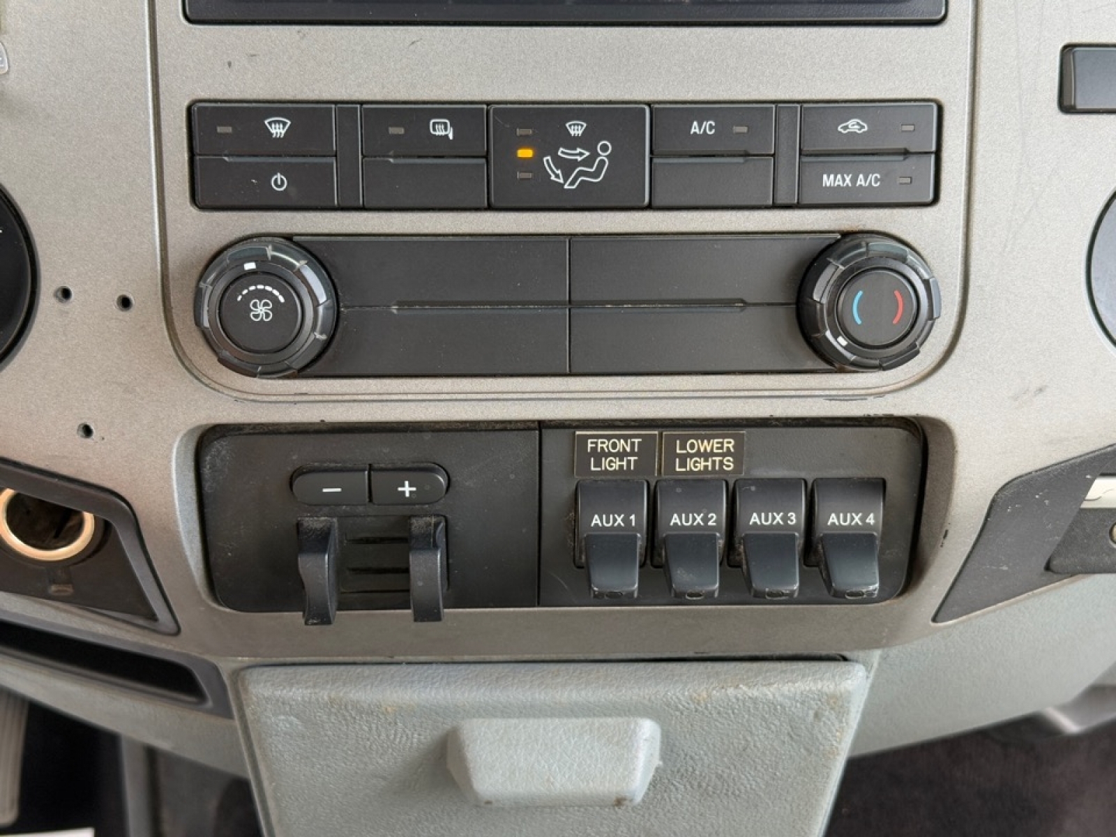 2015 Ford F-350 XLT, 38877X, Photo