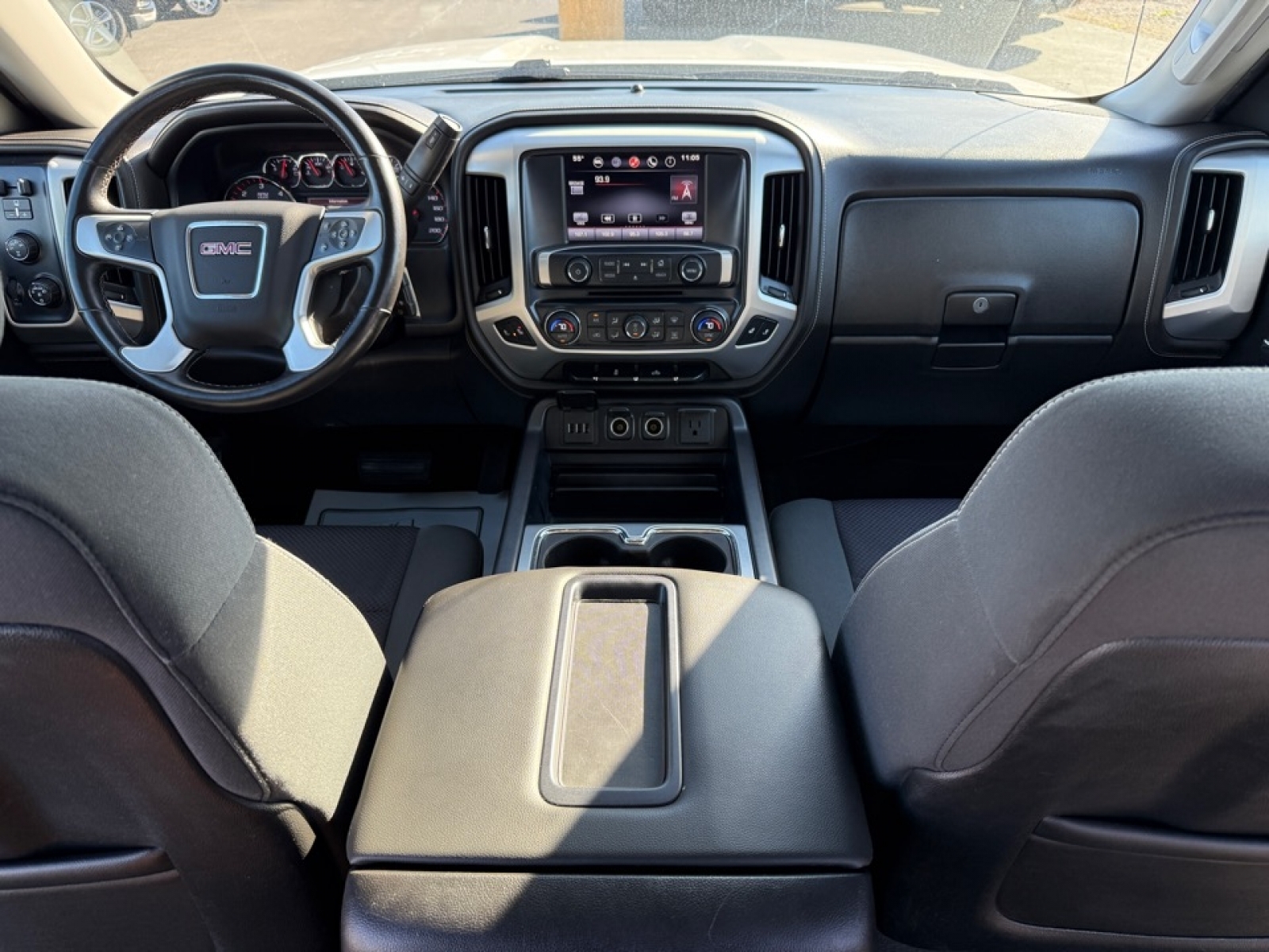 2015 GMC Sierra 1500 SLE, 39006, Photo