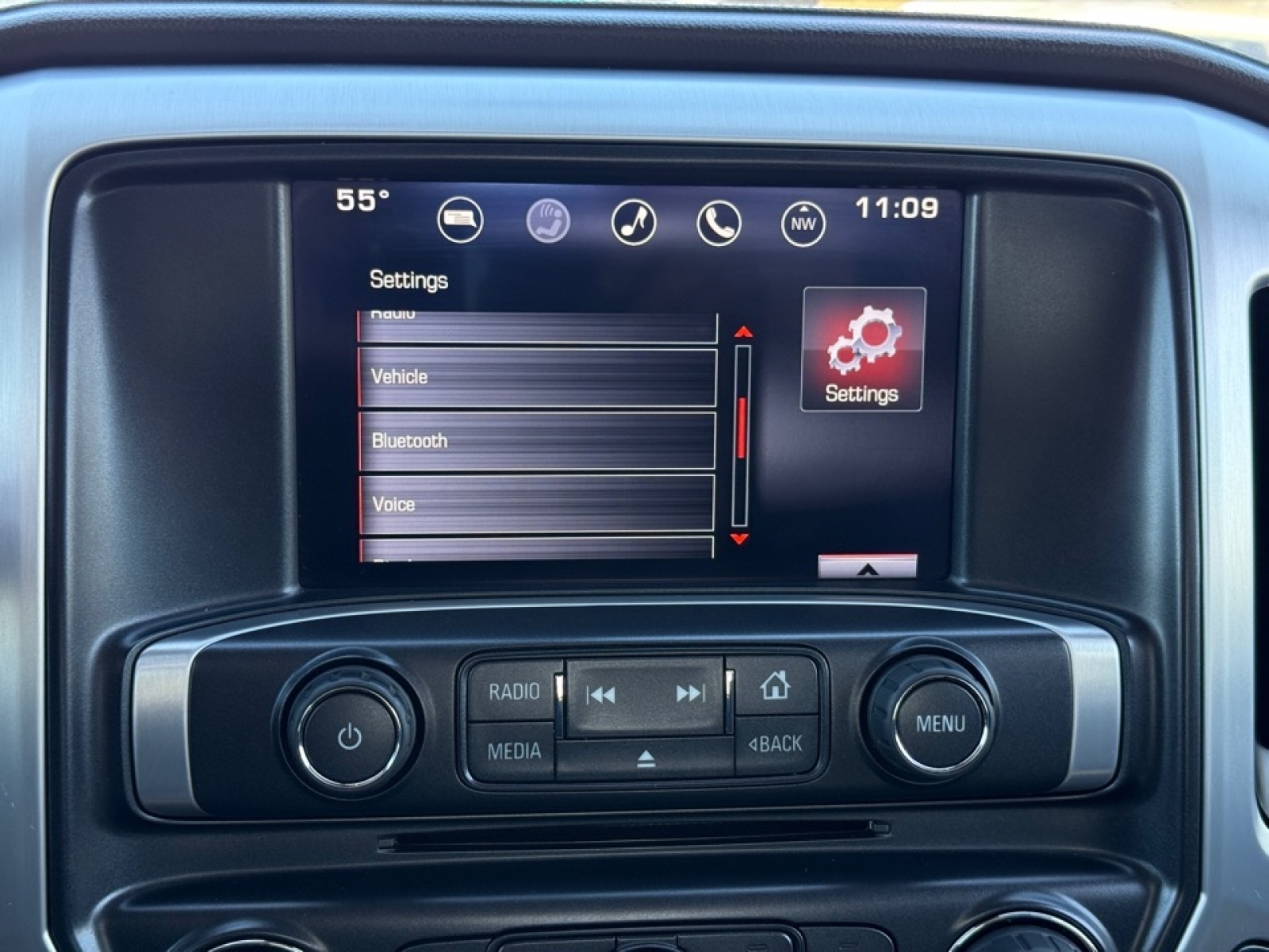 2015 GMC Sierra 1500 SLE, 39006, Photo