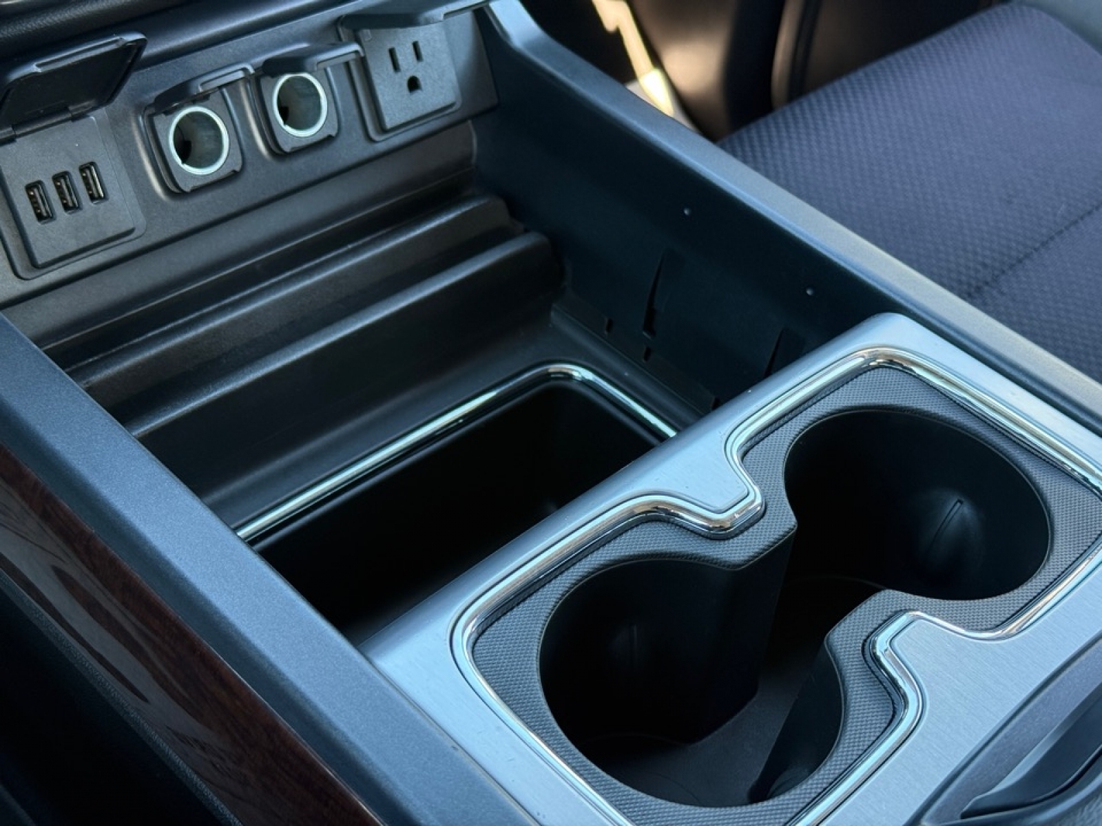 2015 GMC Sierra 1500 SLE, 39006, Photo