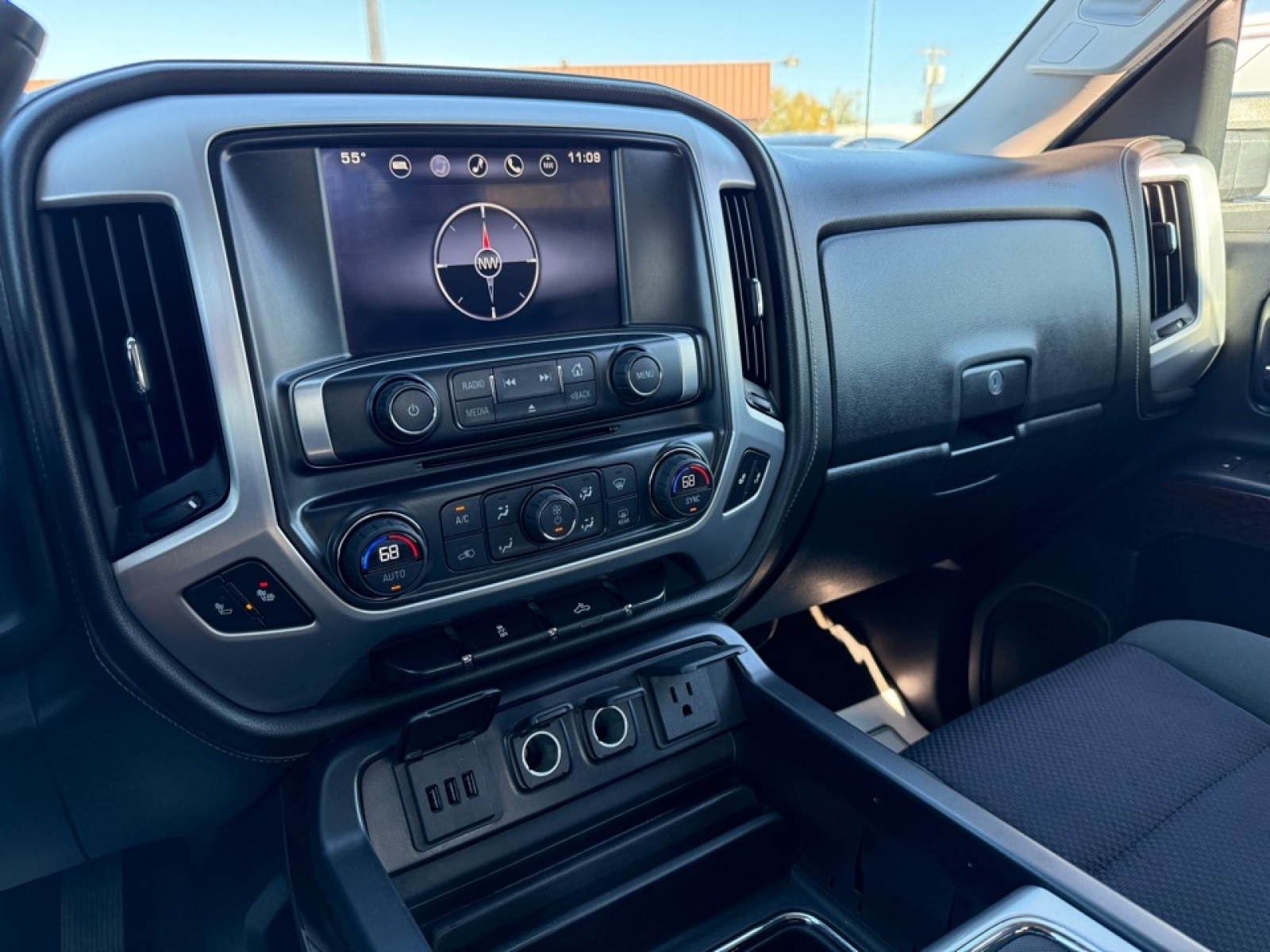 2015 GMC Sierra 1500 SLE, 39006, Photo