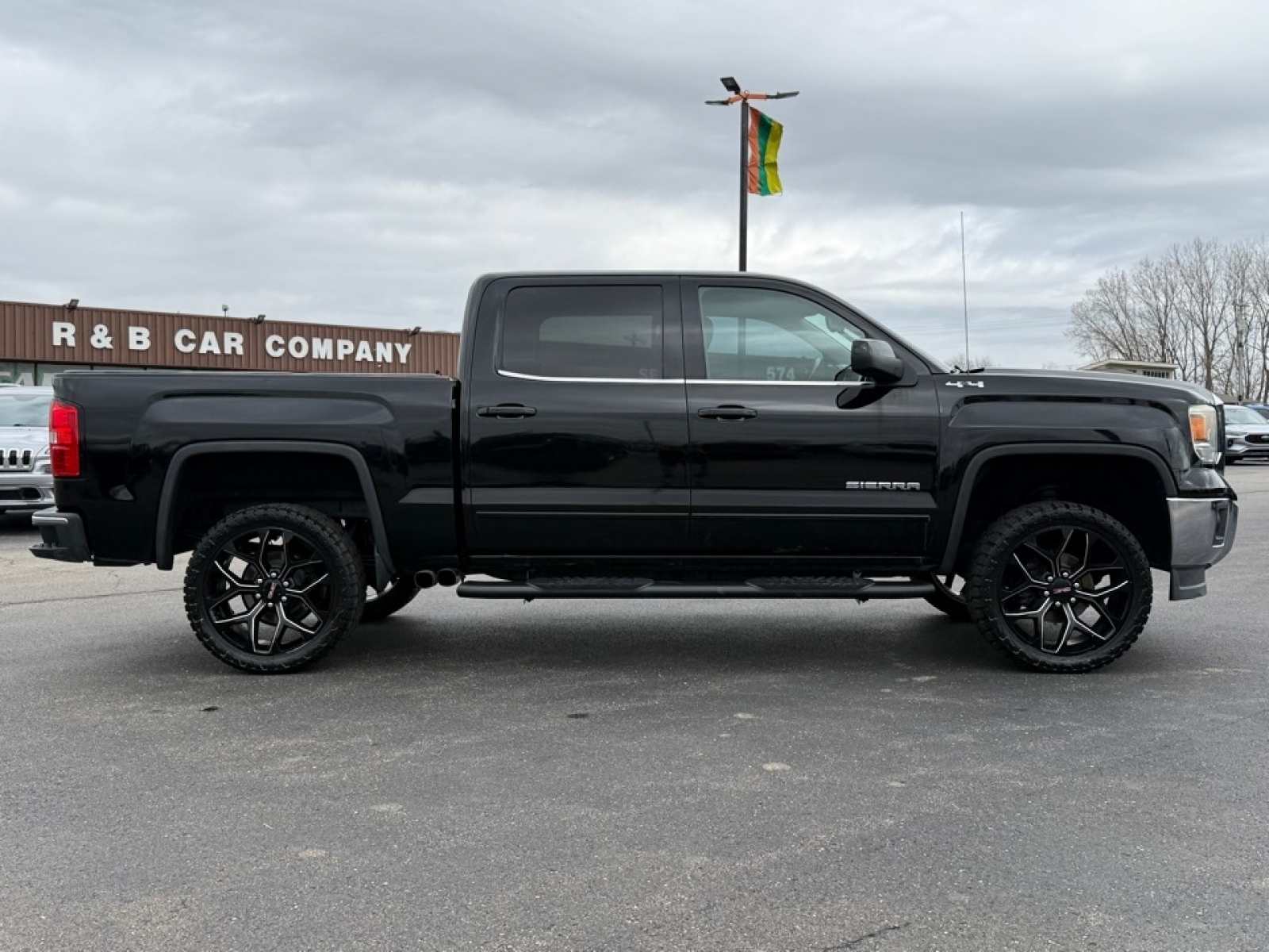 2015 GMC Sierra 1500 SLE, 39645, Photo