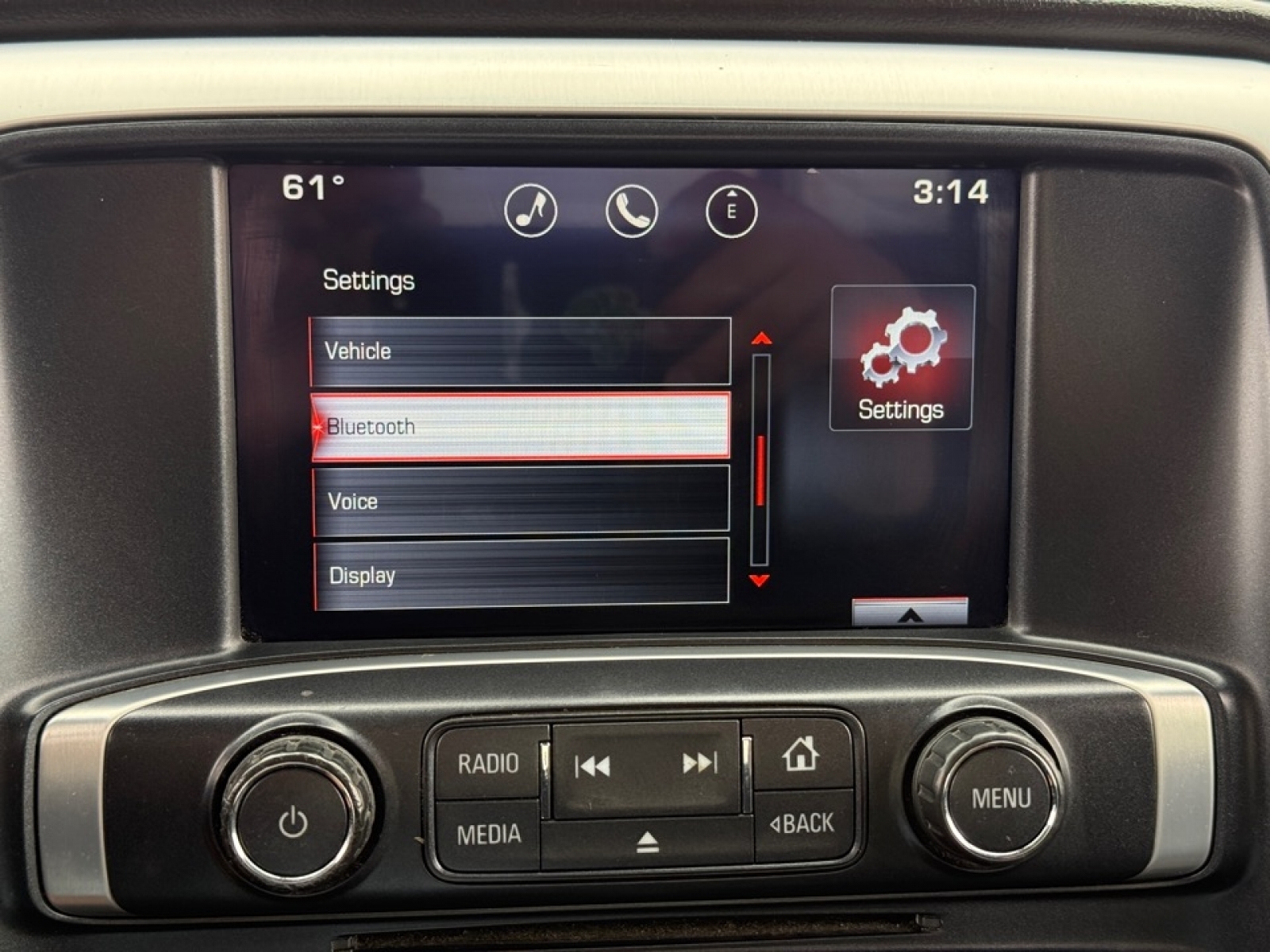 2015 GMC Sierra 1500 SLE, 39645, Photo