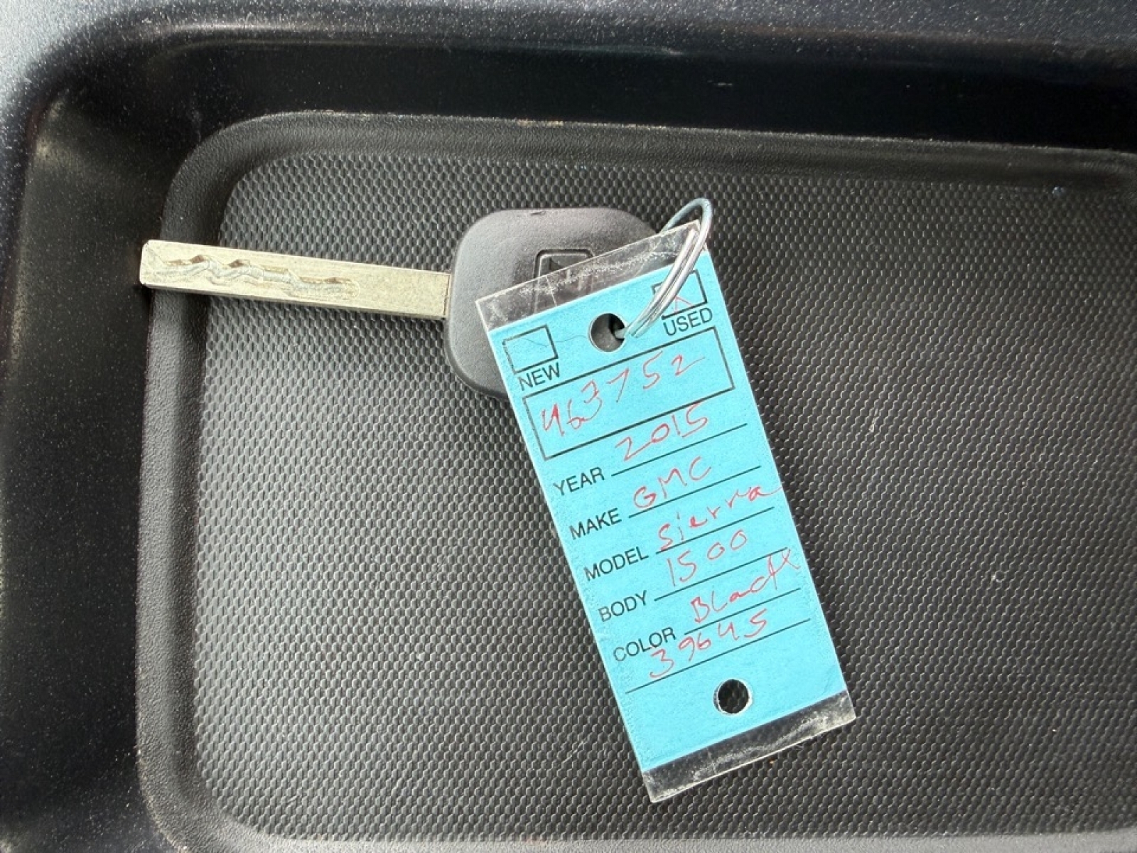 2015 GMC Sierra 1500 SLE, 39645, Photo