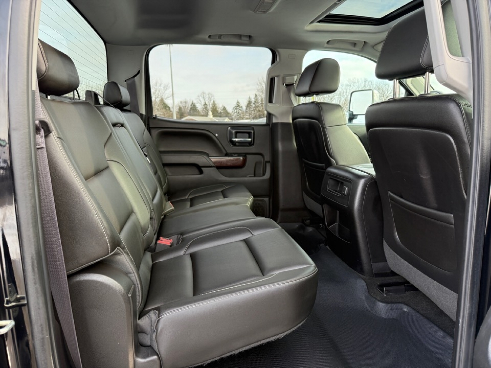 2015 GMC Sierra 2500HD SLT, 39328, Photo