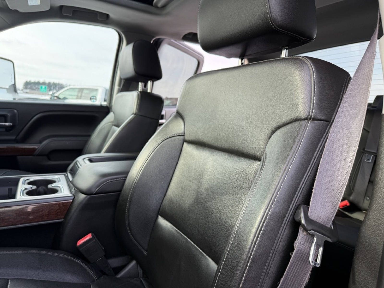 2015 GMC Sierra 2500HD SLT, 39328, Photo