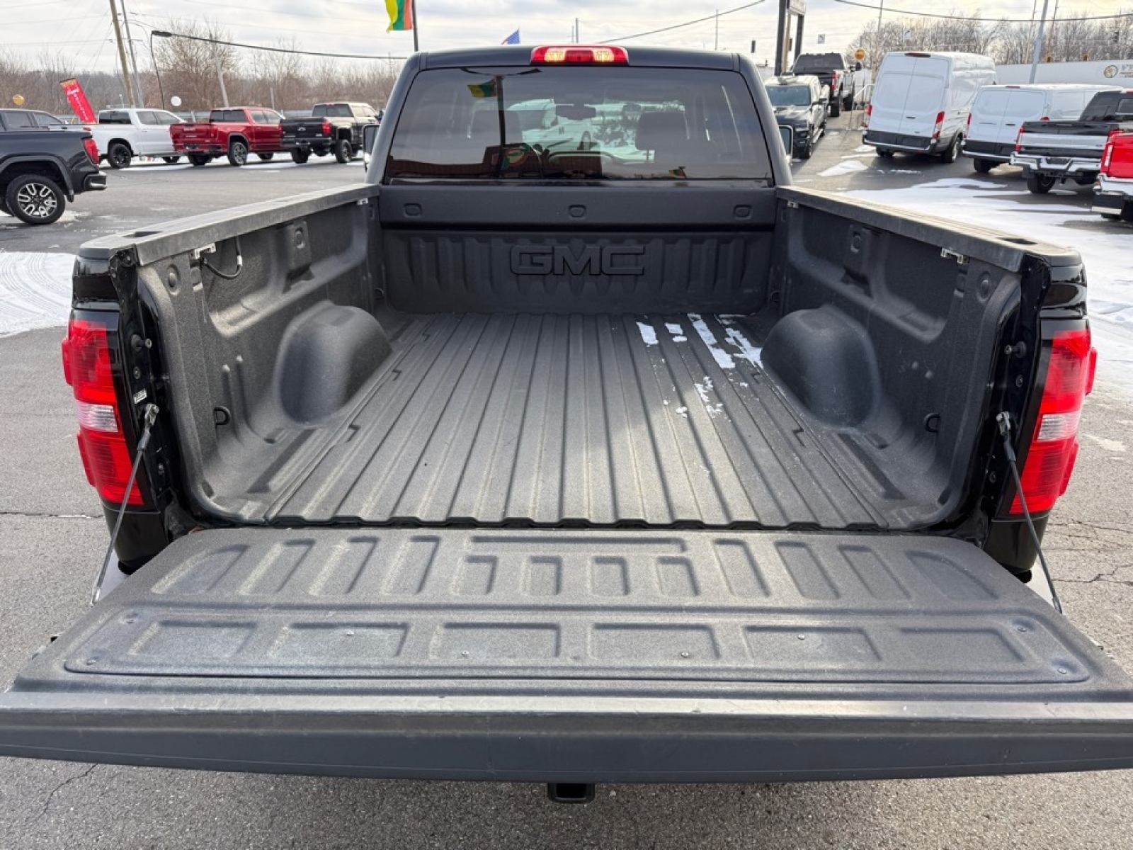 2015 GMC Sierra 2500HD SLT, 39328, Photo